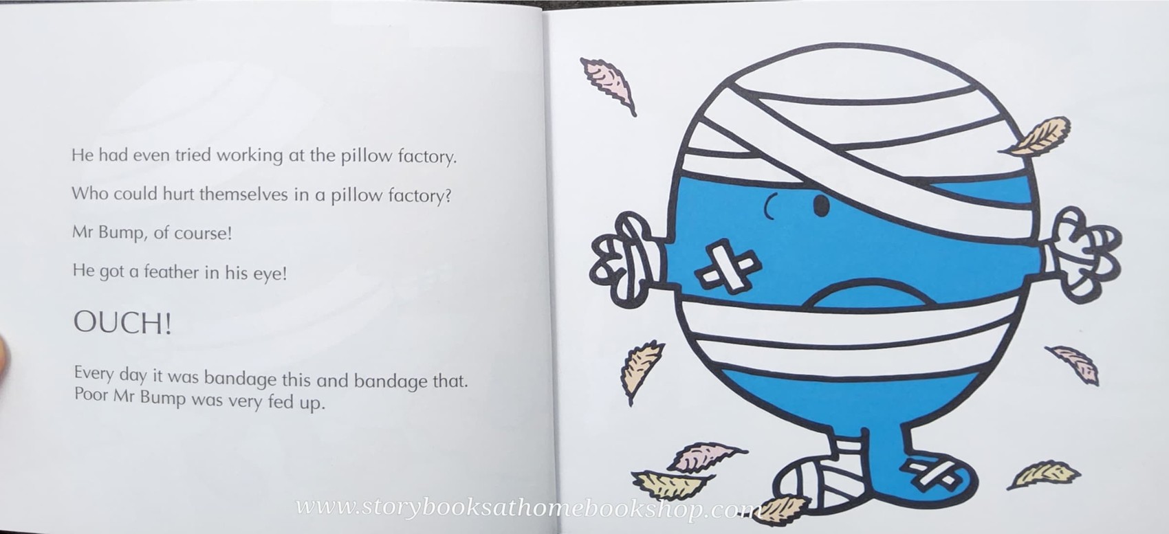 หนังสือ Bestseller Small book** **หนังสือนิทานปกอ่อน** 👉LITTLE MISS&MR.MEN👍 🍅🍅MR.BUMP AND THE KNIGHT by Roger Hargreaues ปกกริทเตอร์