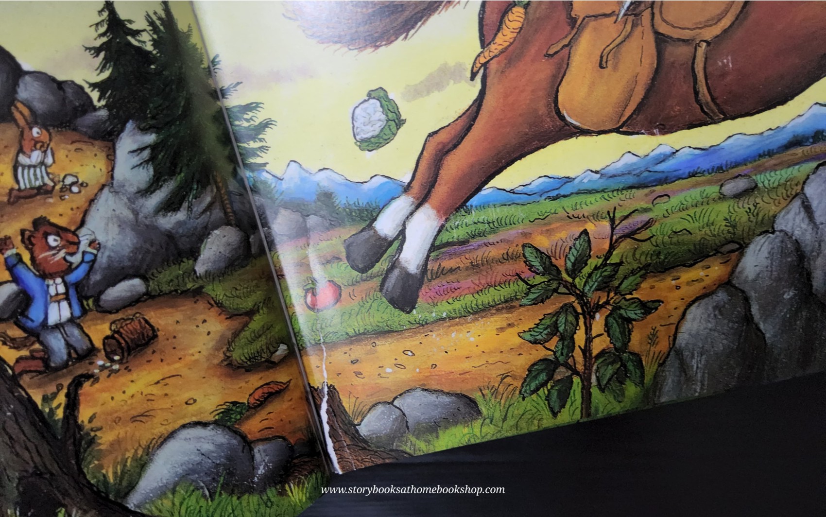 หนังสือนิทานปกแข็ง** ♥️THE HIGHWAY RAT BY JULIA DONALDSON AND AXEL SCHFFLER