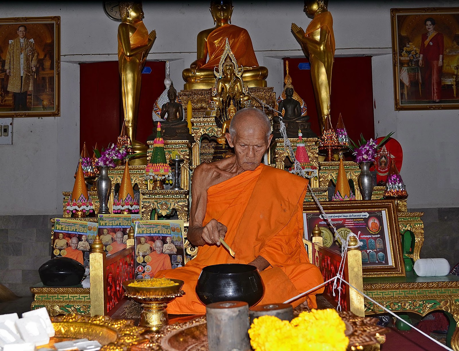 หน้าขุนแผน รุ่นแรก อุดผงเมียมาก หลวงปู่ลอง วัดวิเวกวายุพัด จ.พระนครศรีอยุธย ปี 2560