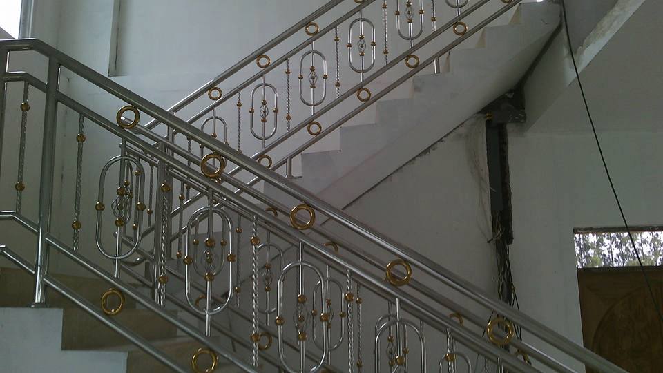 ราวบันได สแตนเลส