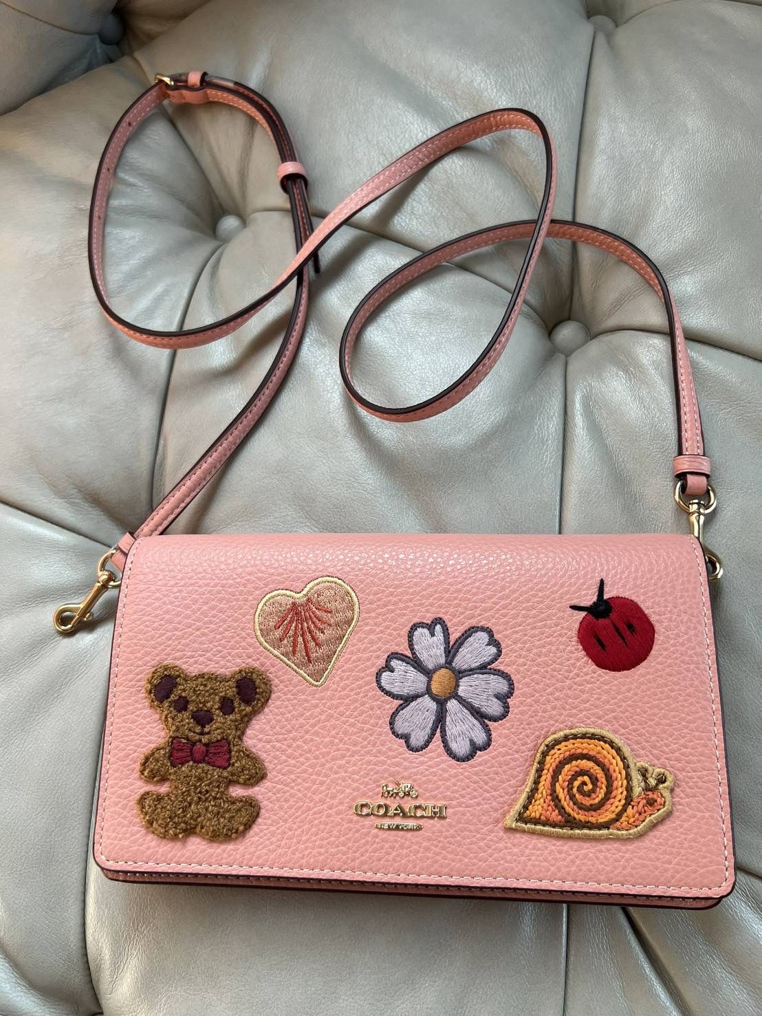 New Coach Anna Foldover Clutch Crossbody With Creature Patches