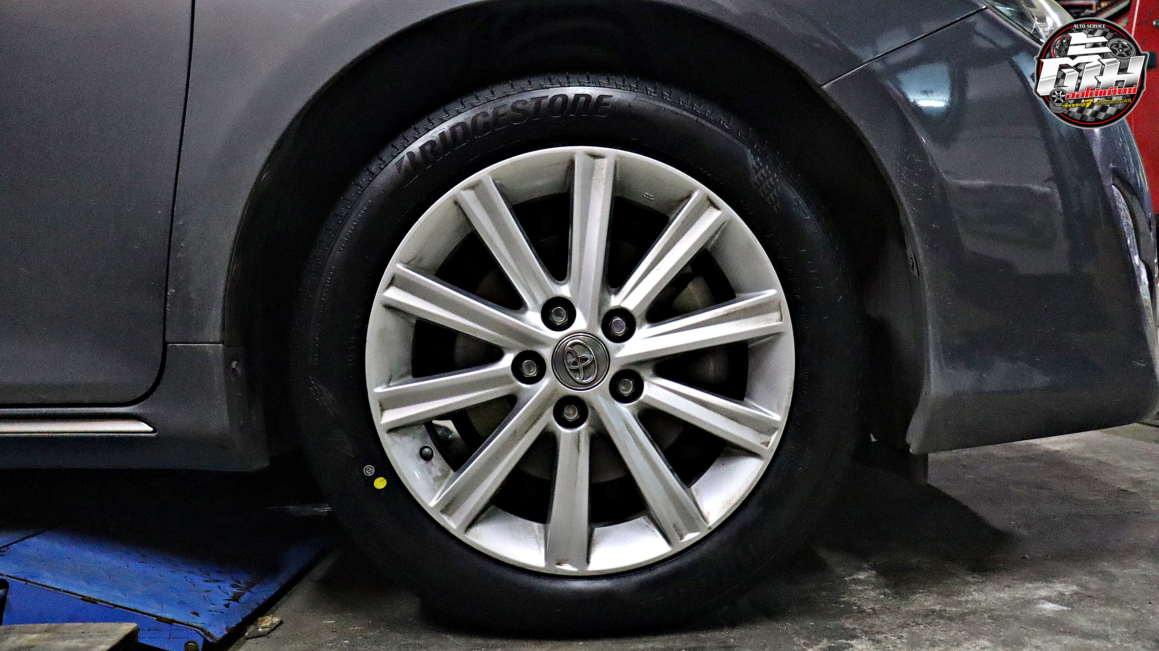 TOYOTA CAMRY เปลี่ยนยาง BRIDGESTONE Turanza T005A 215/55R17 94W
