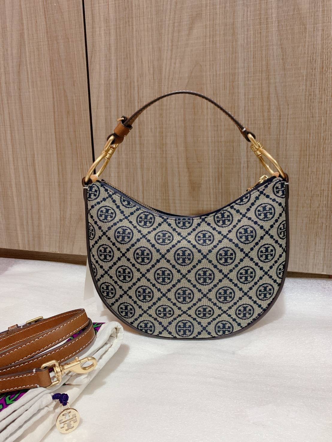 New Tory Burch รุ่นยอดฮิต