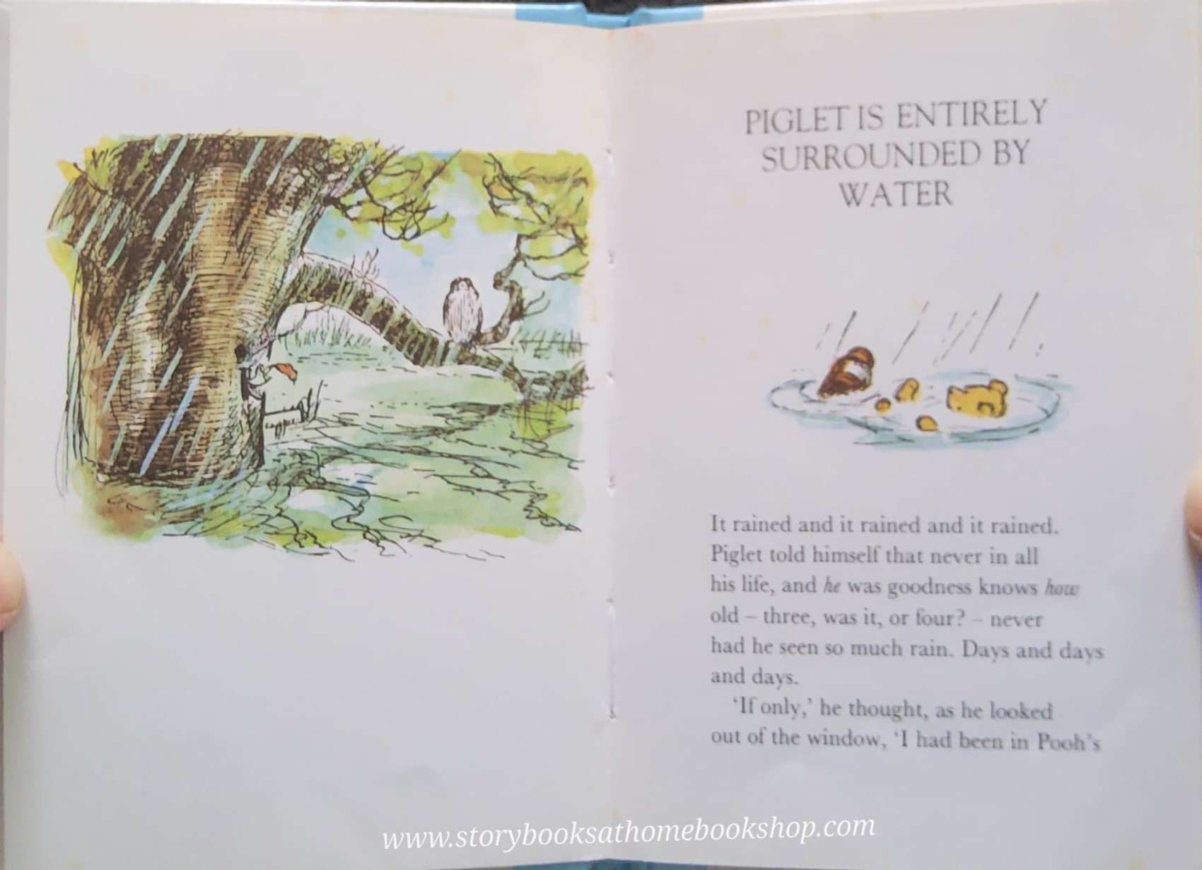 หนังสือนิทานปกแข็ง** 🍅🍅WINNIE THE POOH STORY BOOK : PIGLET IS ENTIRELY SURROUNDED BY WATER#7 BY A.A. MILNE