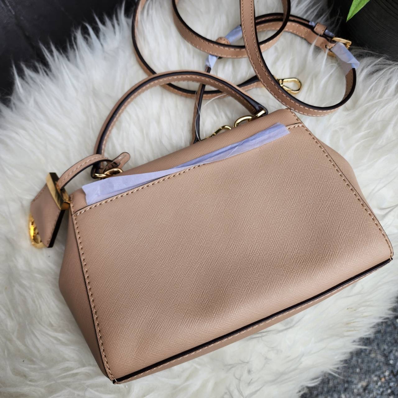 สีครีม Oyster New Michael kors ava extra small crossbody
