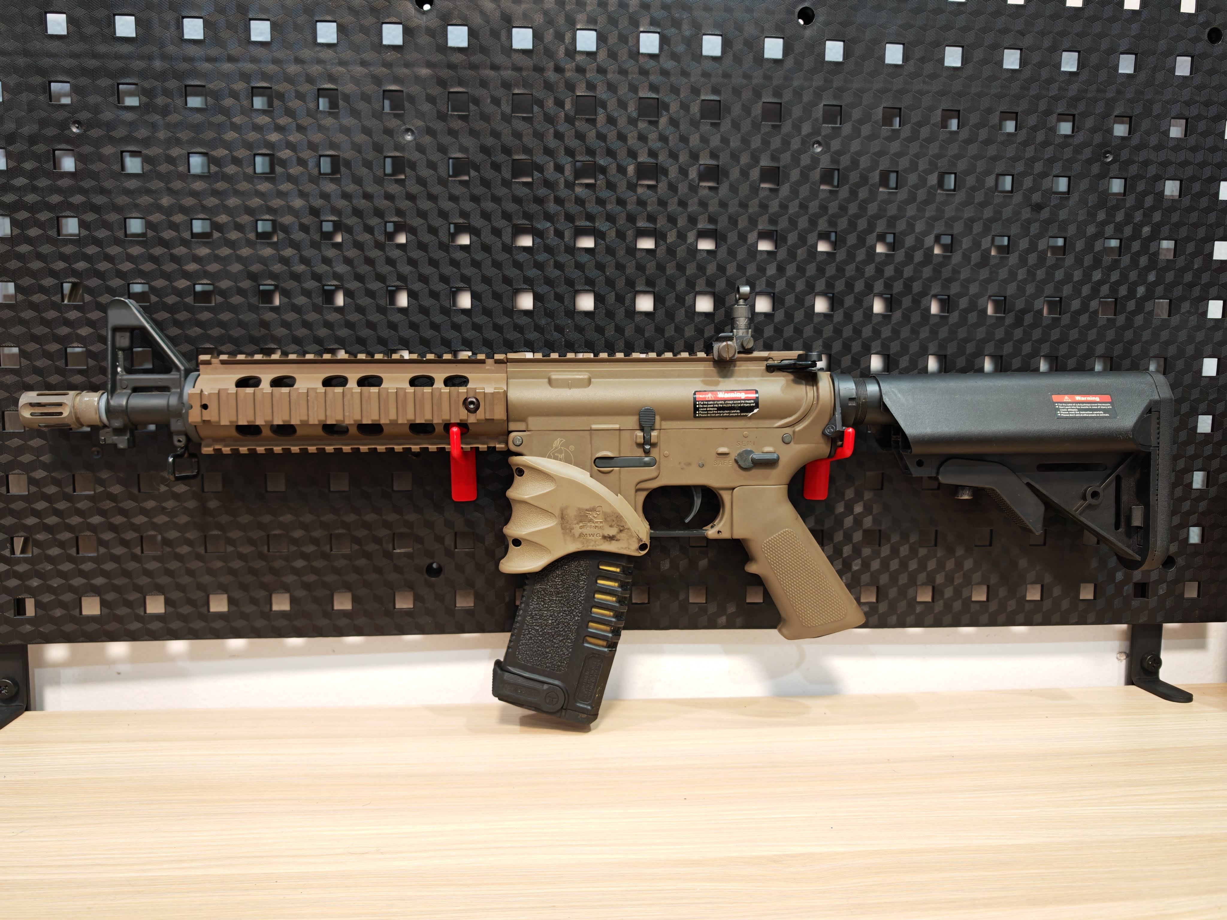 Ares Amoeba AM-008 DE M4 AEG Tactical Tan แต่งภายในเต็มๆ AEG BB Gun บีบีกัน Airsoft Gun ปืนอัดลม ปืนยาวไฟฟ้า มือสอง