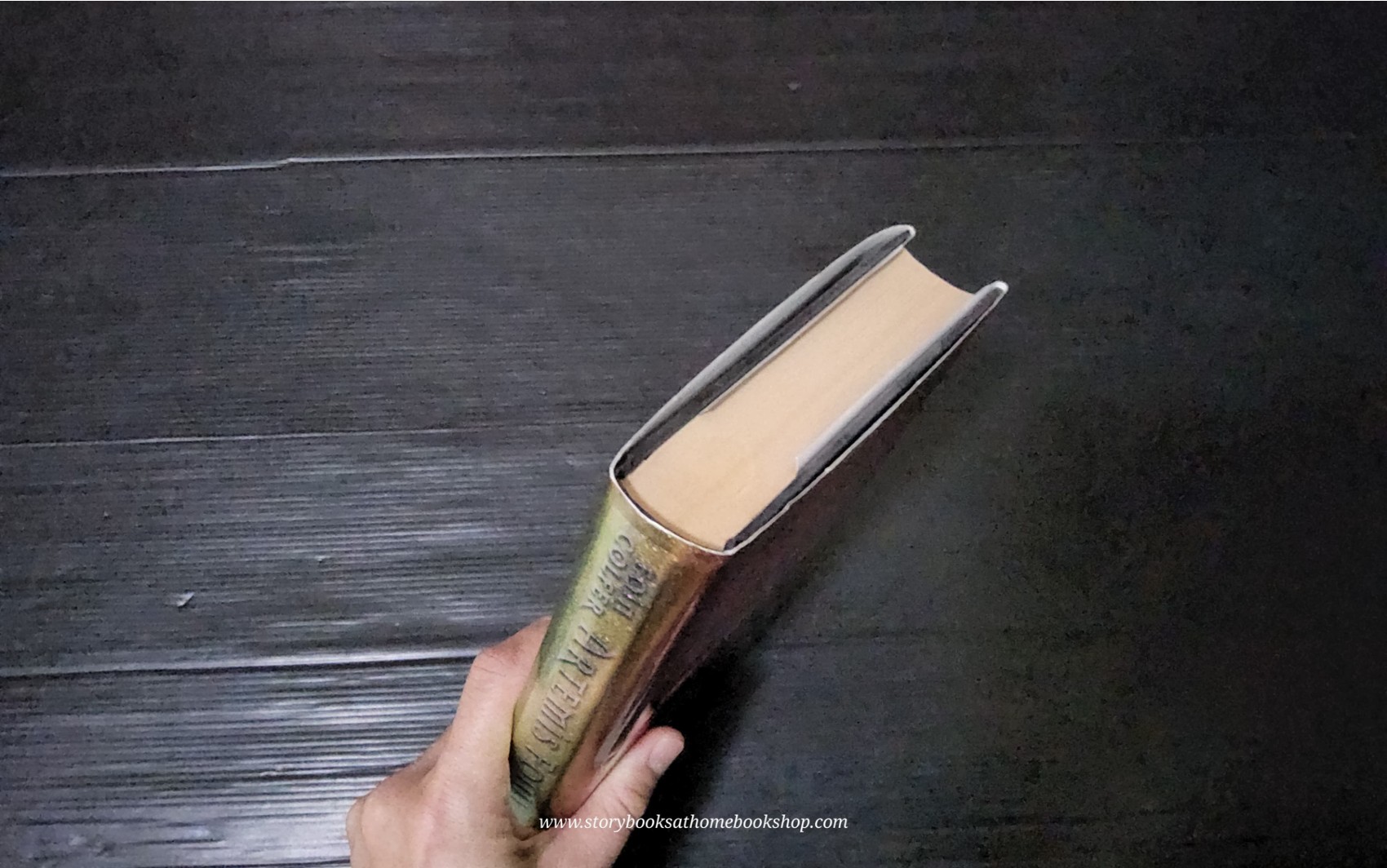 วรรณกรรมเยาวชน INTERNATIONAL BESTSELLER** **หนังสือนิทานปกแข็ง** 🍅🍅ARTEMIS FOWL THE ETERNITY CODE #2