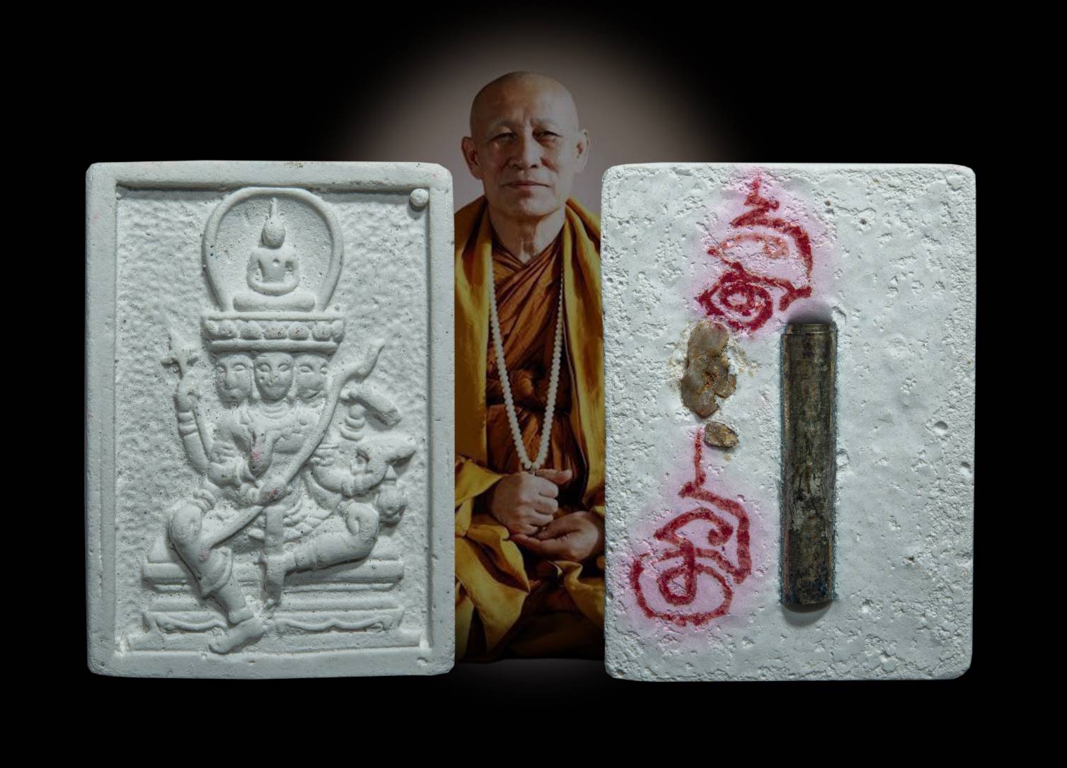 พระเหนือพรหม เนื้อผงมหาจักรพรรดิ์ พิมพ์เล็ก หลวงตาม้า วัดถ้ำเมืองนะ จ.เชียงใหม่ ปี 2535