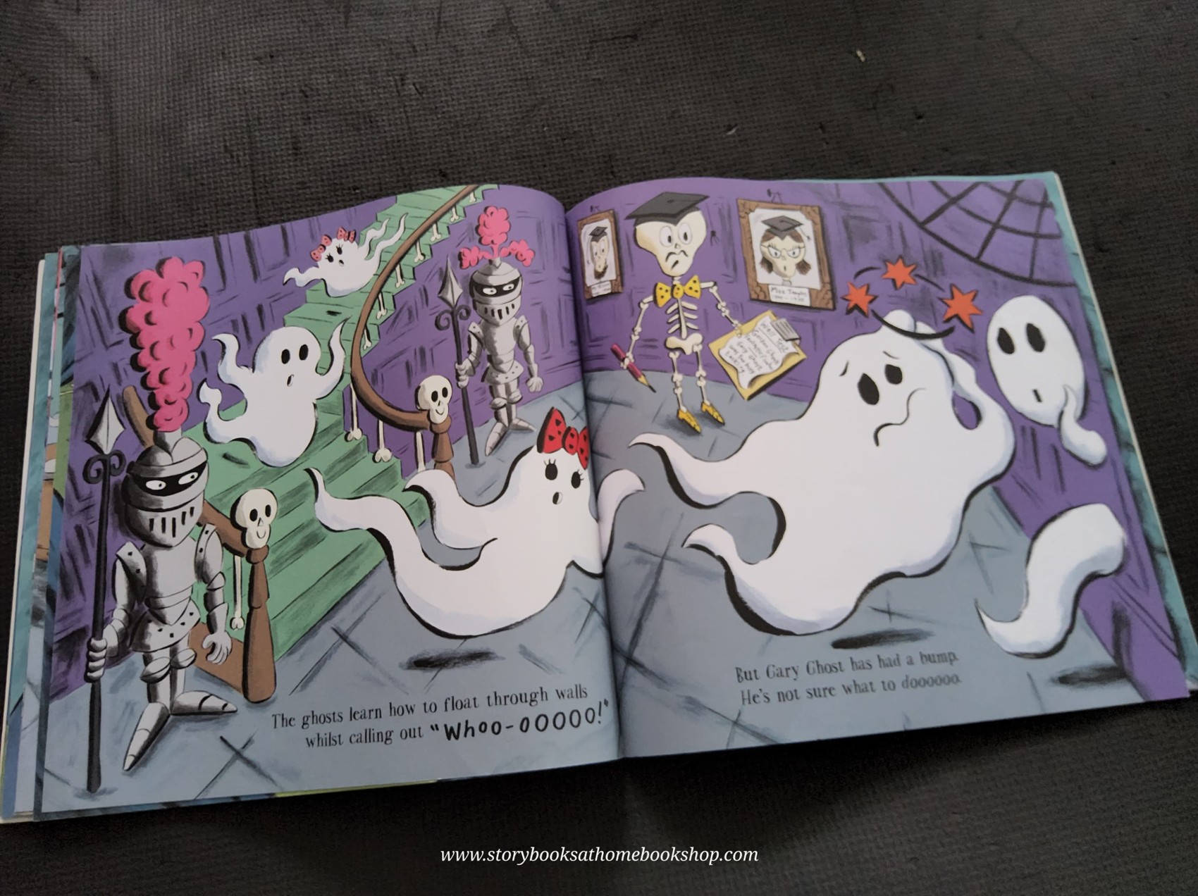 หนังสือนิทานปกอ่อน** 🍓🍓FIRST DAY AT SKELETON SCHOOL BY SAM LLOYD