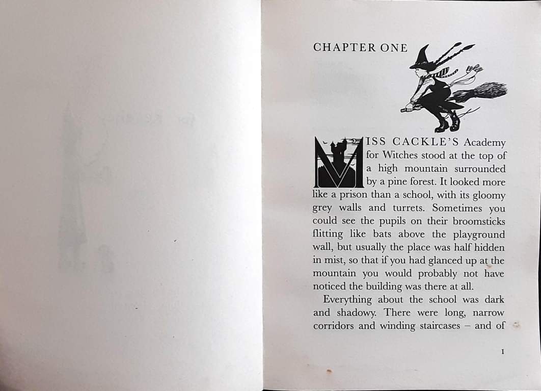 วรรณกรรมเยาวชน แนะนำ📢 **หนังสือนิทานปกอ่อน** 🍅🍓THE WORST WITCH BY JILL MURPHY