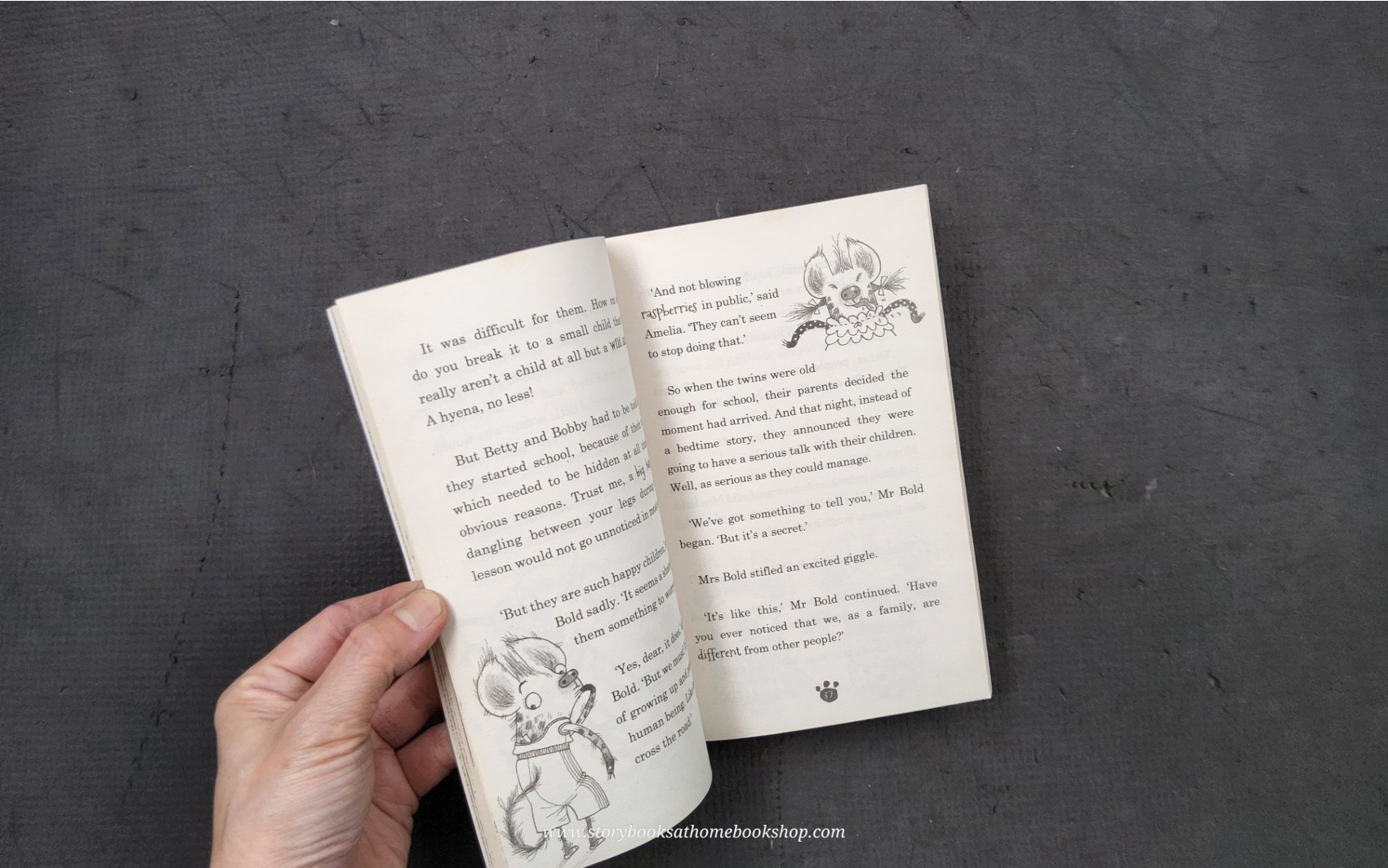 วรรณกรรมเยาวชน ** **หนังสือนิทานปกอ่อน** 🍅🍅THE BOLDS BY JULIAN CLARY