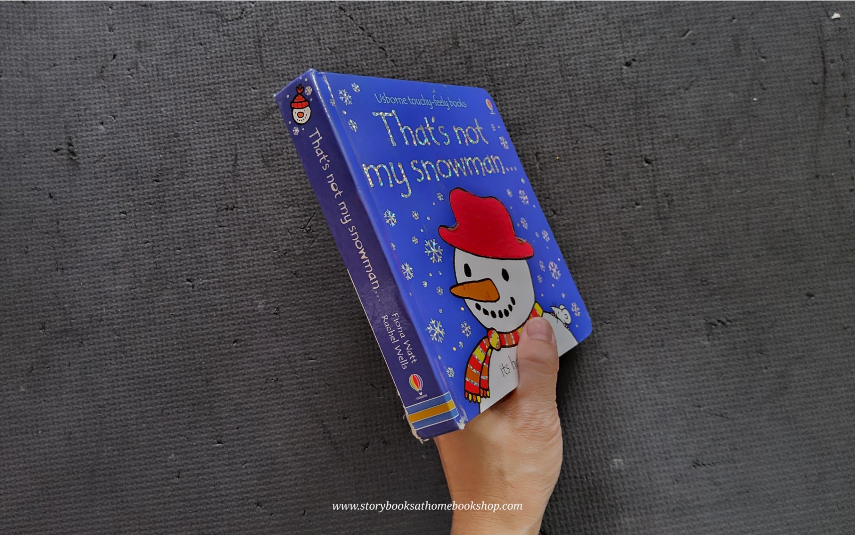 RECOMMENDED BOOK** **Touch and Feel BOARD BOOK** 🍅🍓That's not my SNOWMAN...