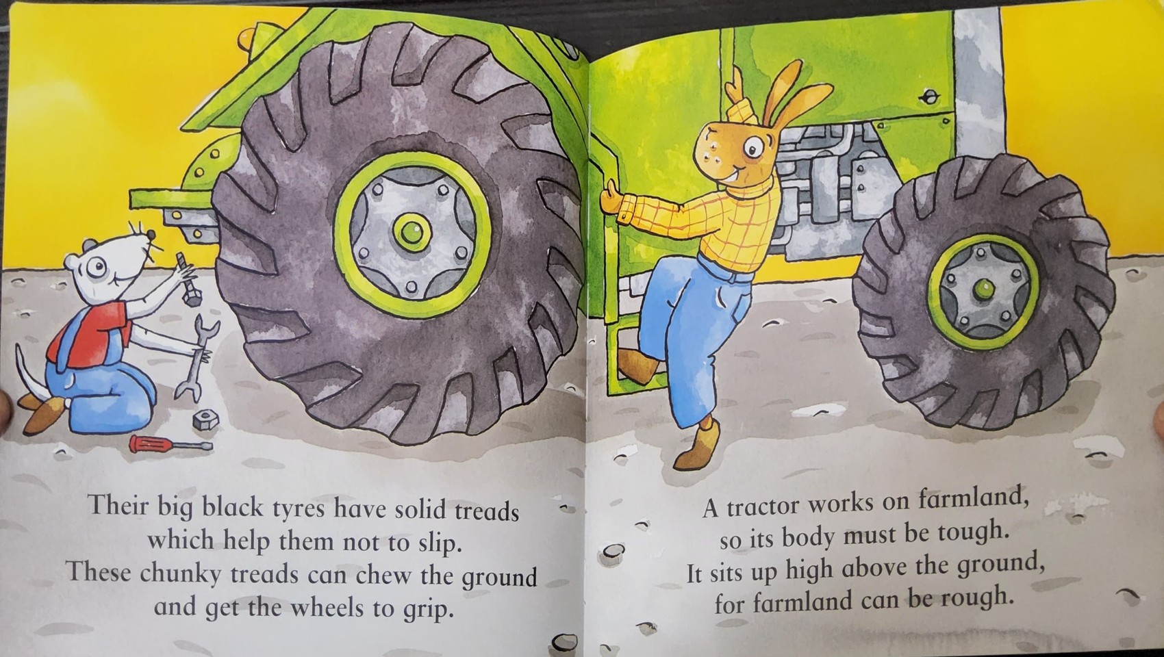 หนังสือนิทานปกอ่อน** ♥️TREMENDOUS TRACTORS BY TONY MITTON AND ANT PARKER