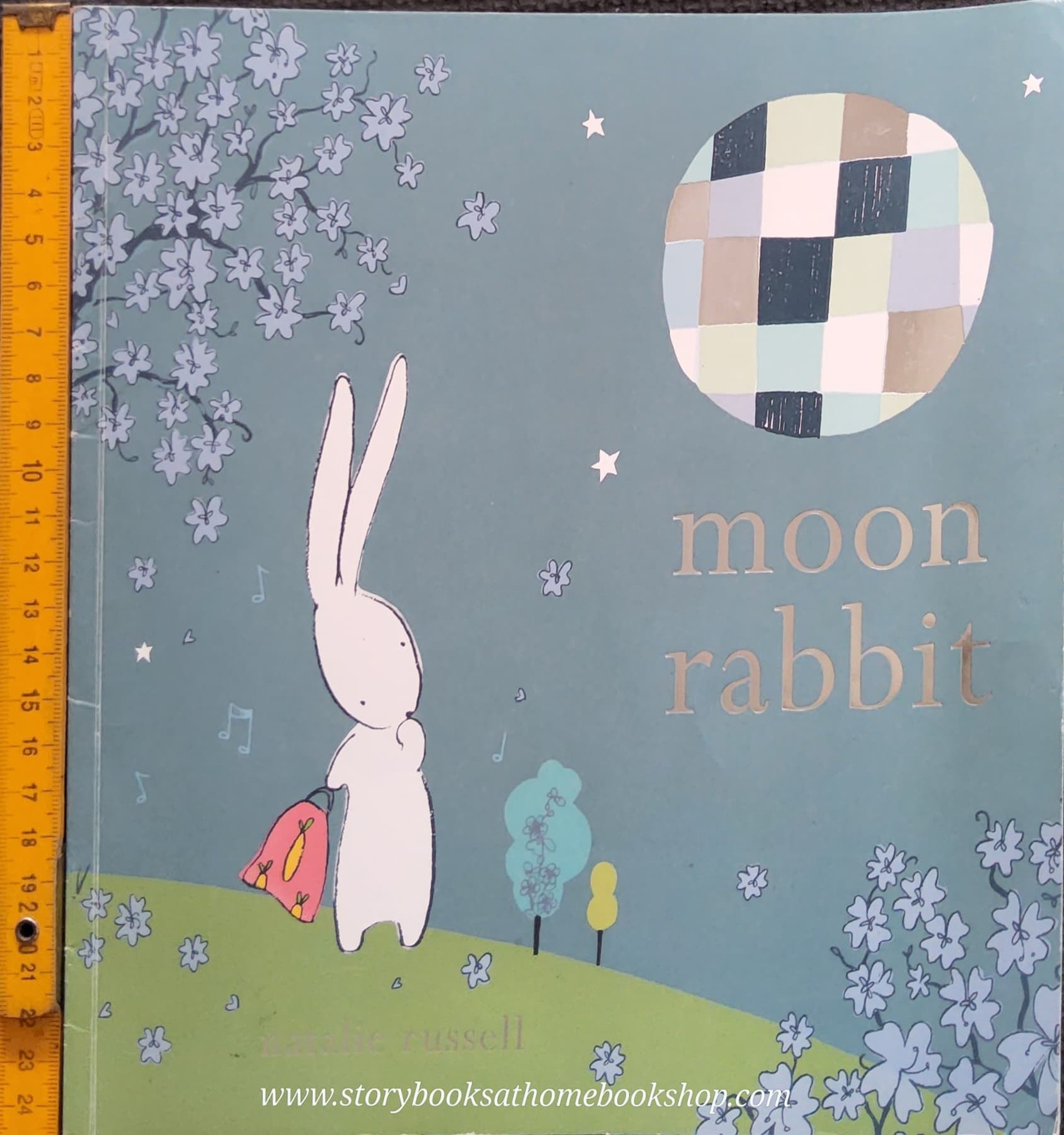 หนังสือนิทานปกอ่อน ** 🍅🍓MOON RABBIT