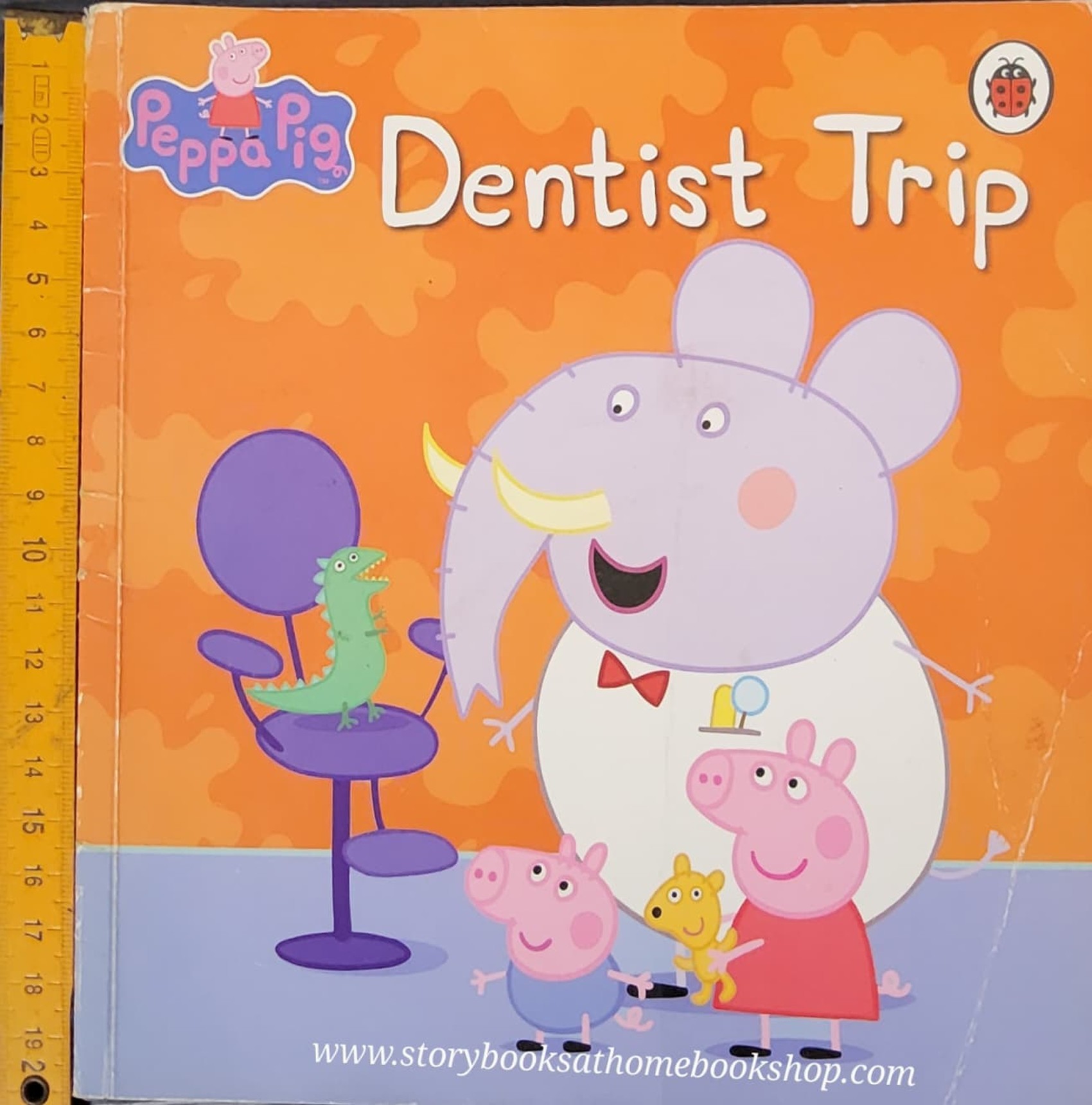 หนังสือนิทานปกอ่อน ** 🍅🍓PEPPA PIG FUN DENTIST TRIP