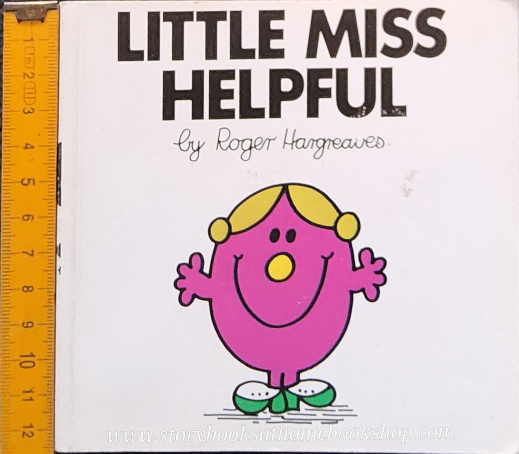 หนังสือ Bestseller Small book** **หนังสือนิทานปกอ่อน** 👉LITTLE MISS&MR.MEN👍 🍅🍅LITTLE MISS HELPFUL by Roger Hargreaues