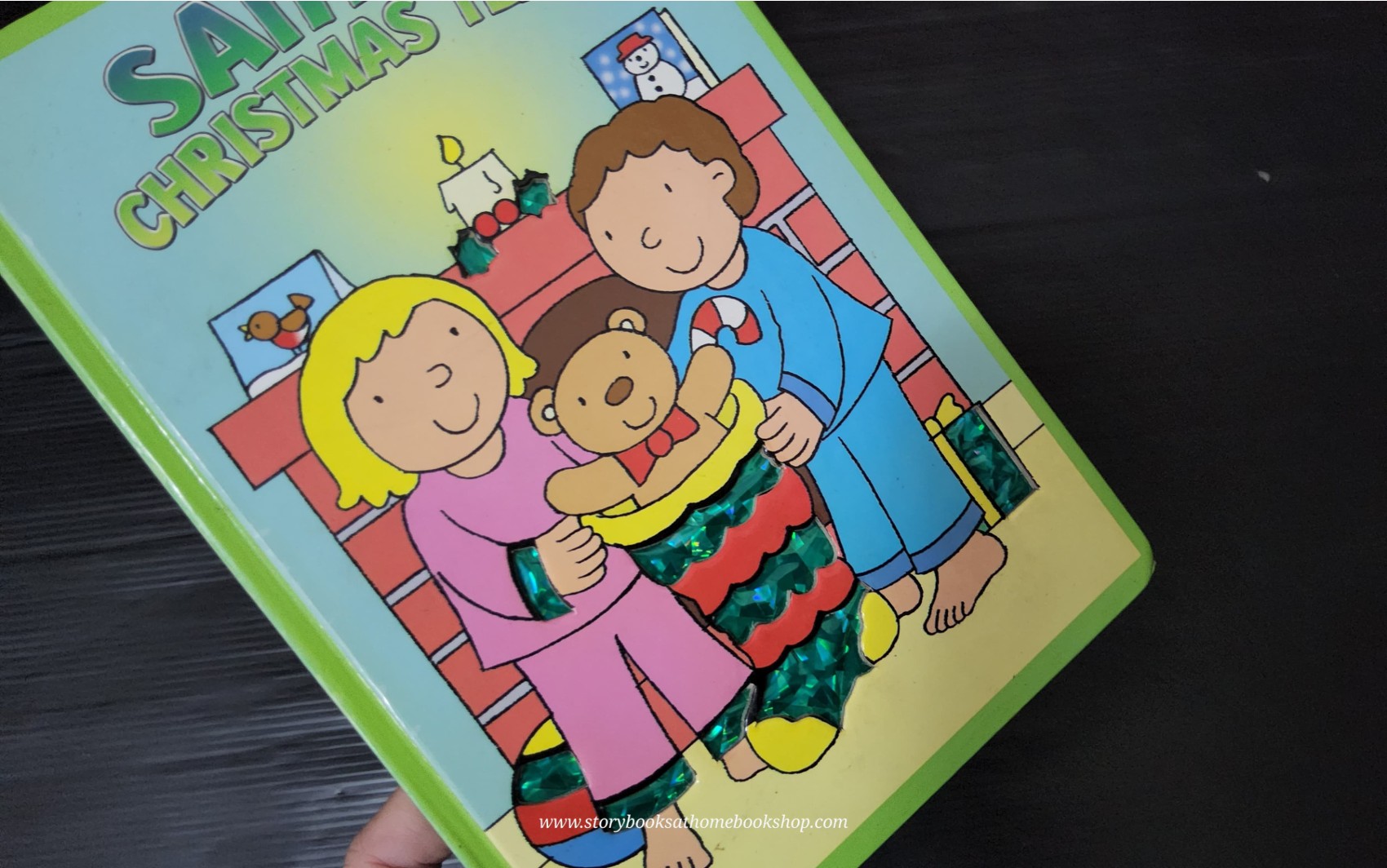 SPARKLING TOUCH AND FEEL BOARD BOOK** ð
ð
SANTA'S CHRISTMAS TEDDY
