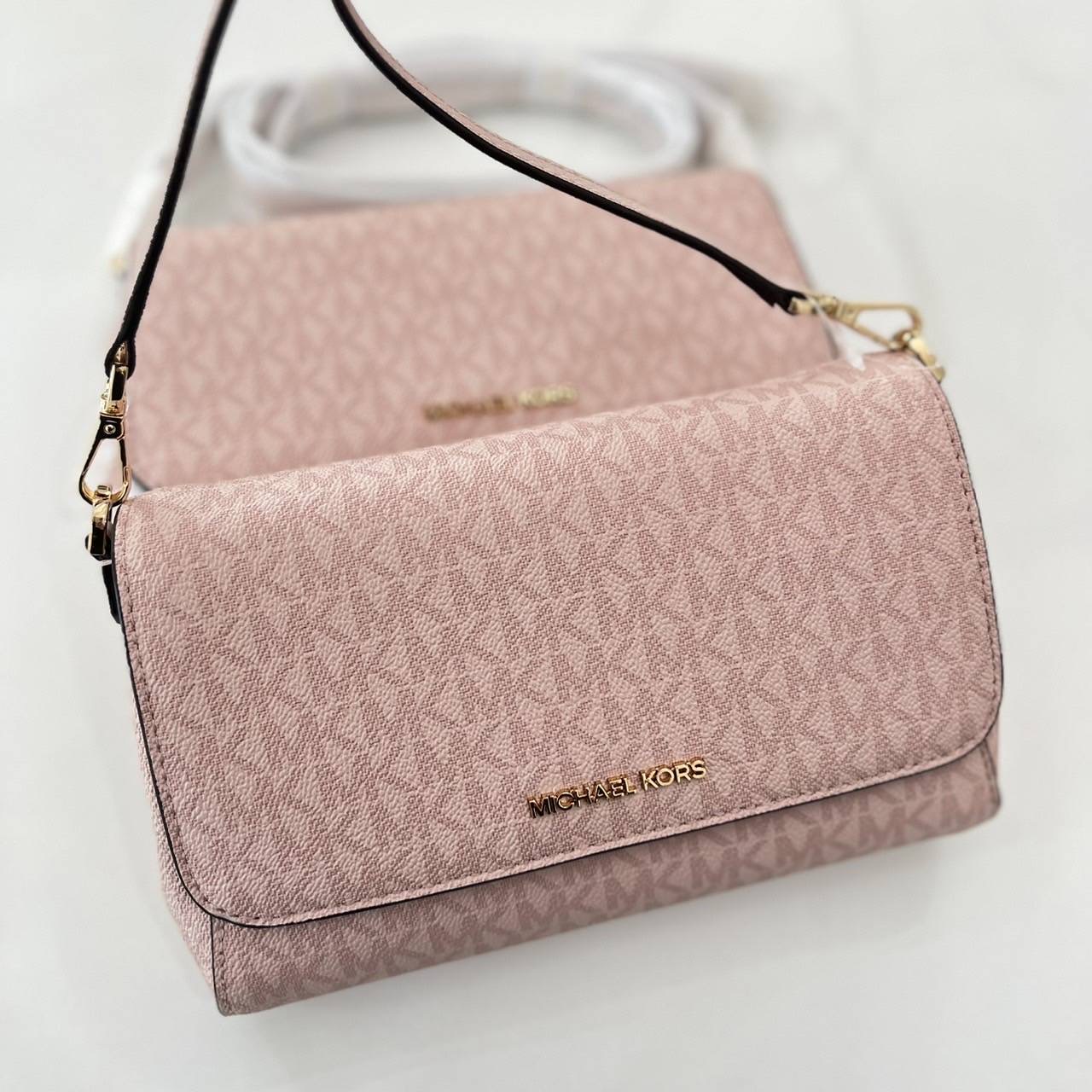 New Michael kors Jet Set MD MF Phone Xbody 6.5*4.5 นิ้ว -