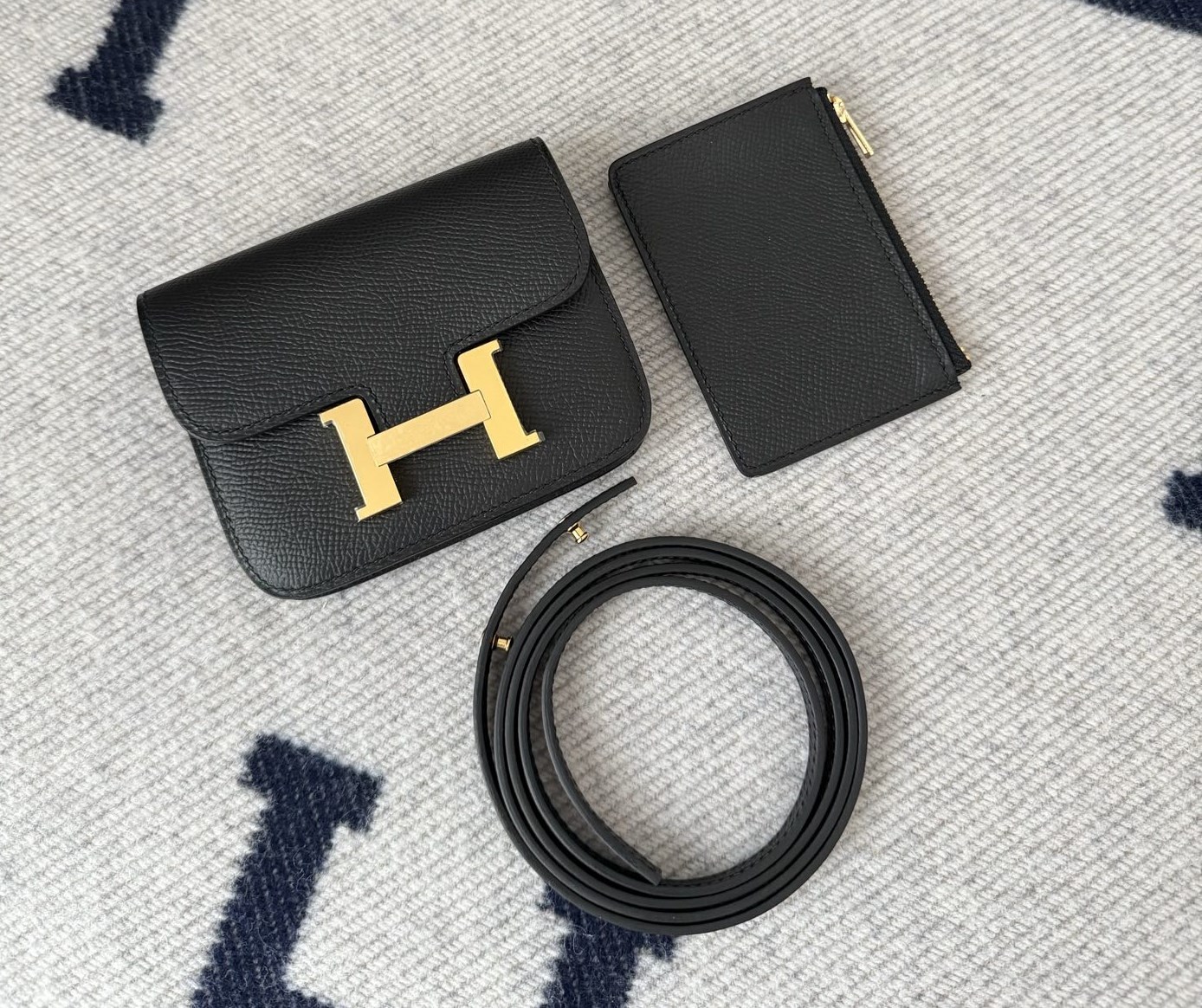 [Pre-order]HERMES CONSTANCE SLIM WALLET WITH BELT EPSOM LEATHER IN NOIR GHW Full handmade 100% คุณภาพ VIP เกรดดีที่สุด