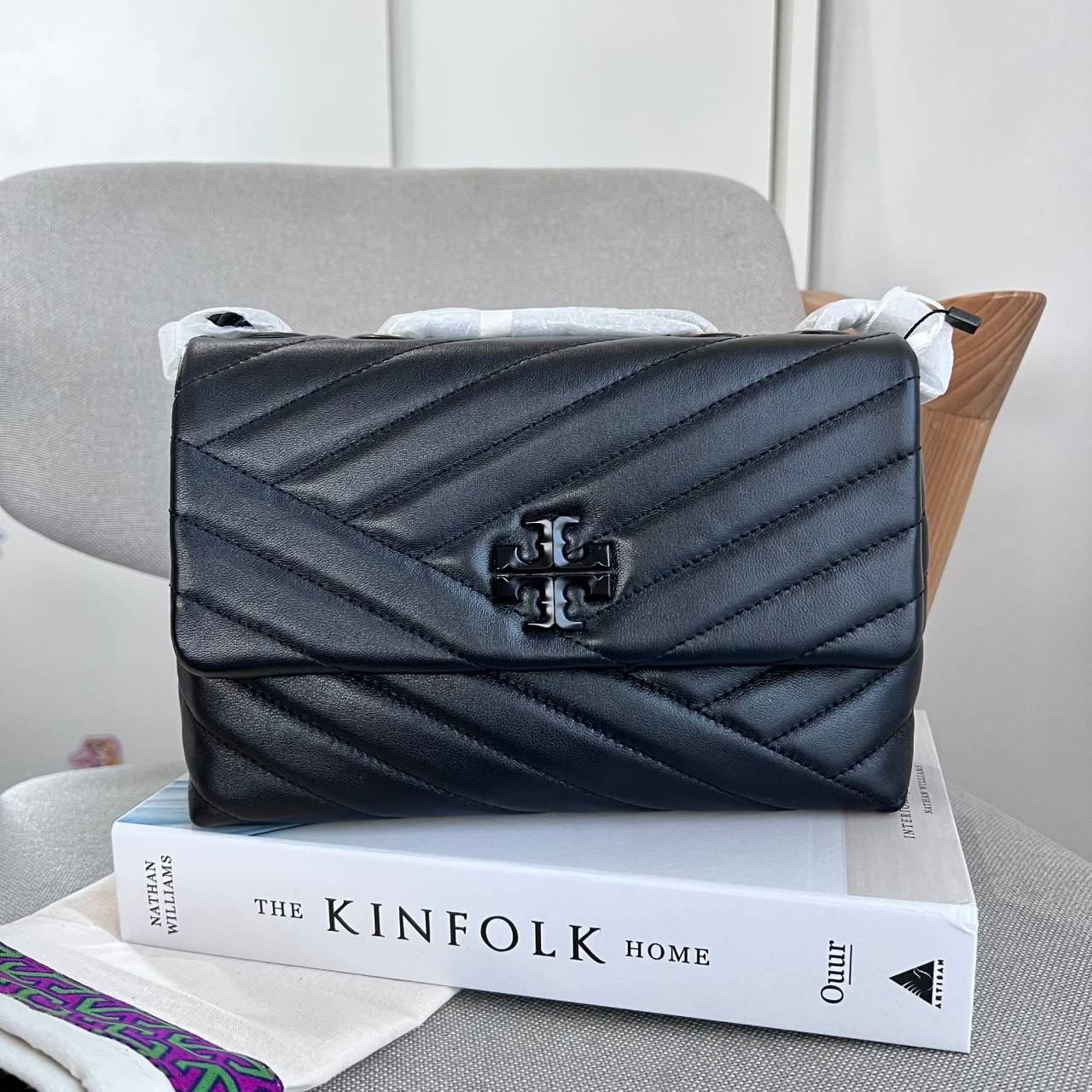 พร้อมส่ง New Tory Burch Kira Chevron size 9นิ้ว ดำ อะไหล่ดำ