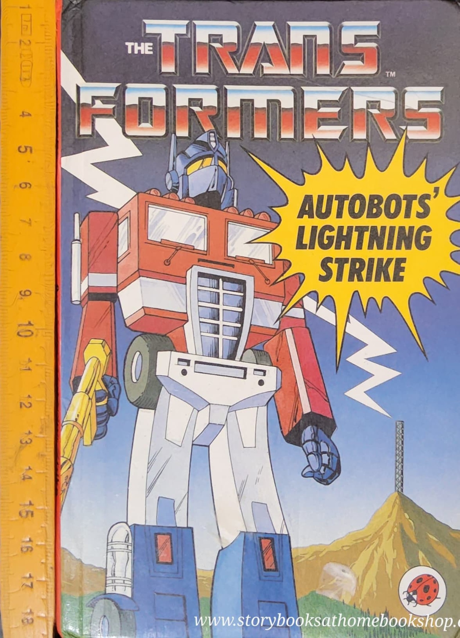 หนังสือนิทานปกแข็ง ** 🍅🍅THE TRANSFORMERS AUTOBOTS' LIGHTNING STRIKE