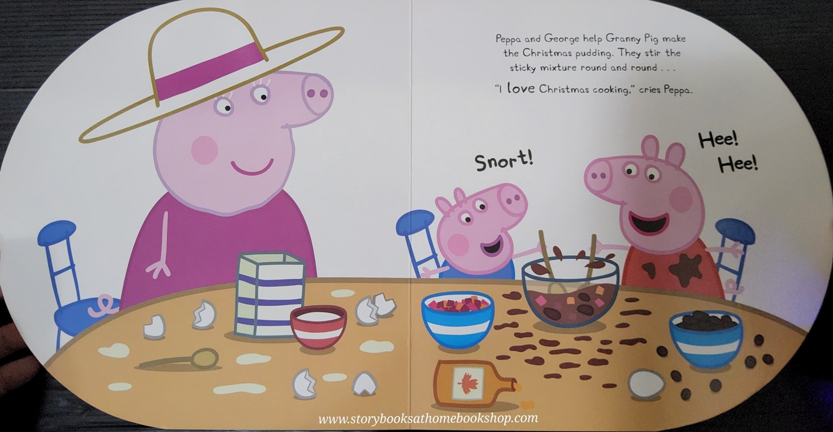 BOARD BOOK** 🍅🍓PEPPA LOVES CHRISTMAS