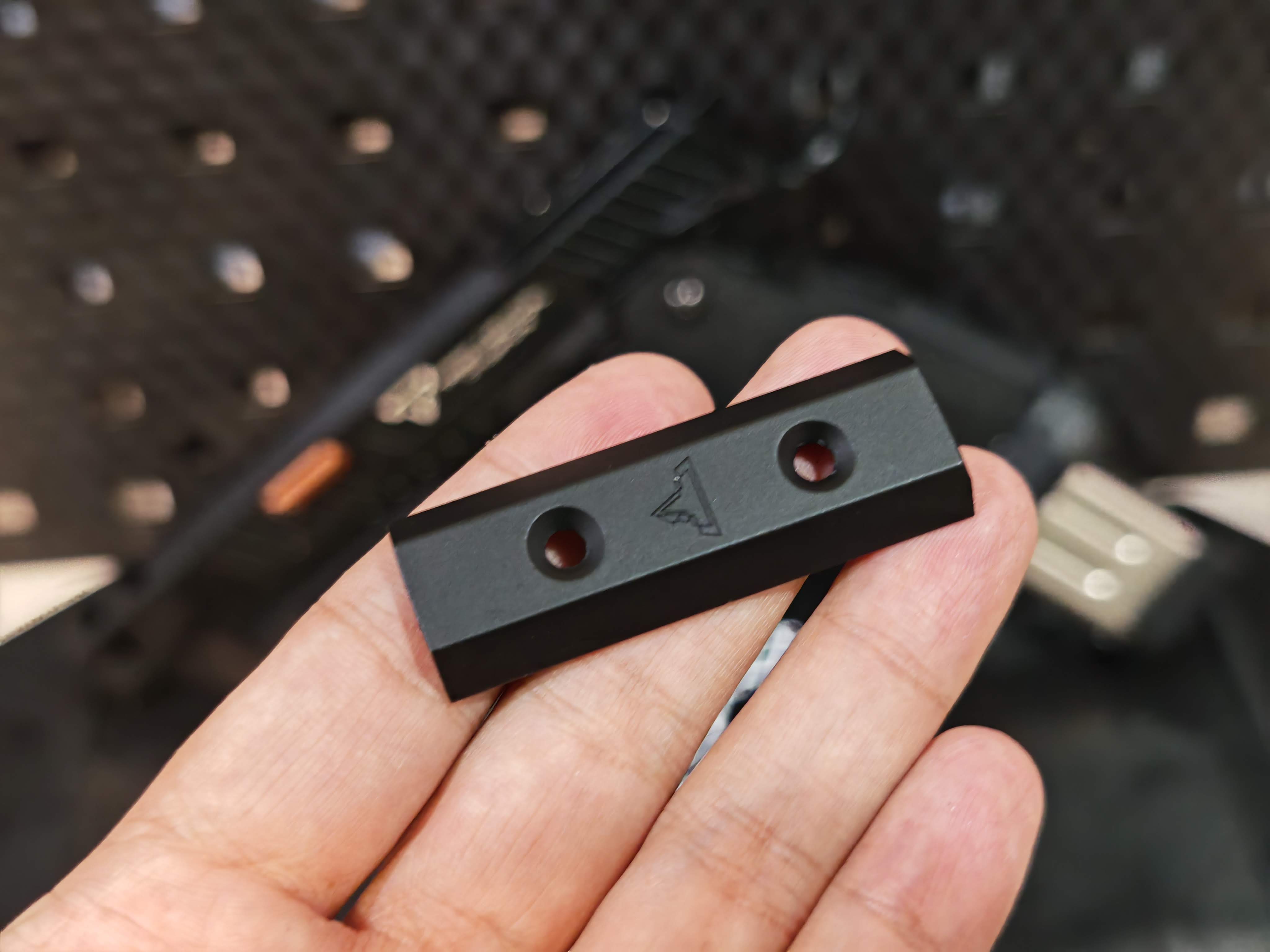 Army Armament R601-3 TTI Combat Master Alpha GBB BB Gun บีบีกัน Airsoft Gun ปืนอัดลม ปืนสั้นแก๊ส มือสอง