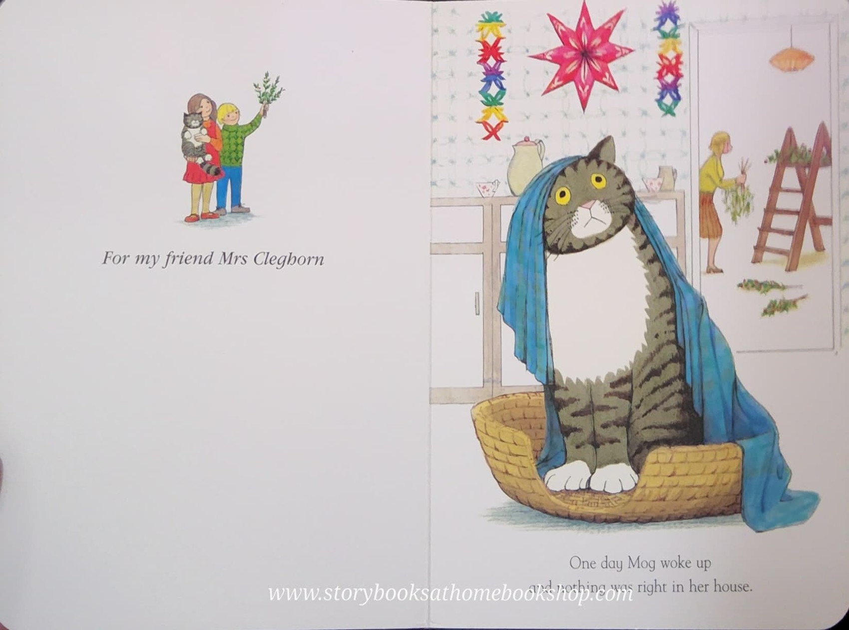 BOARD BOOK** 🍅🍅MOG'S CHRISTMAS BY JUDITH KERR