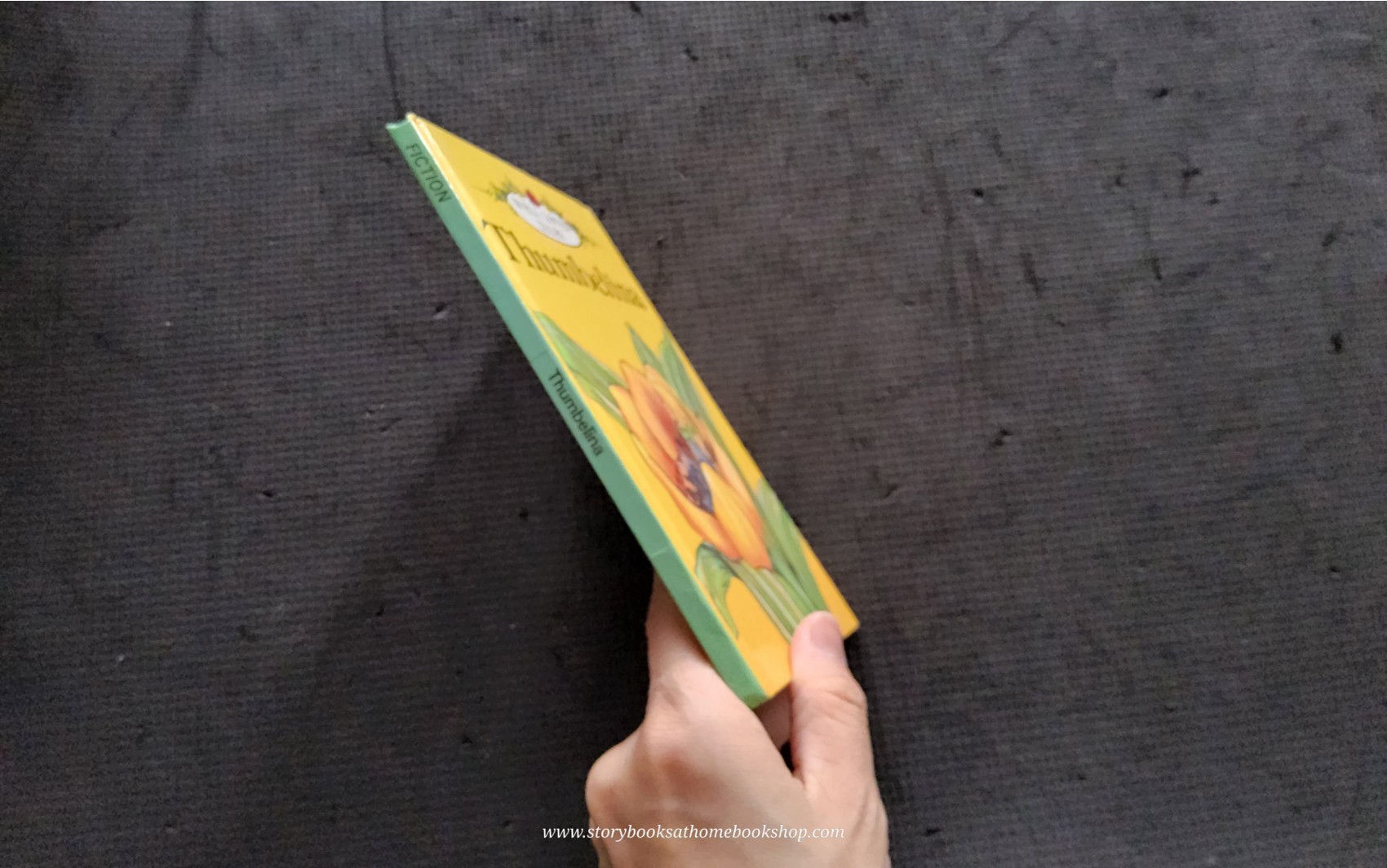 หนังสือนิทานปกแข็ง ** ♥️♥️WELL-LOVEDE TALES THUMBELINA