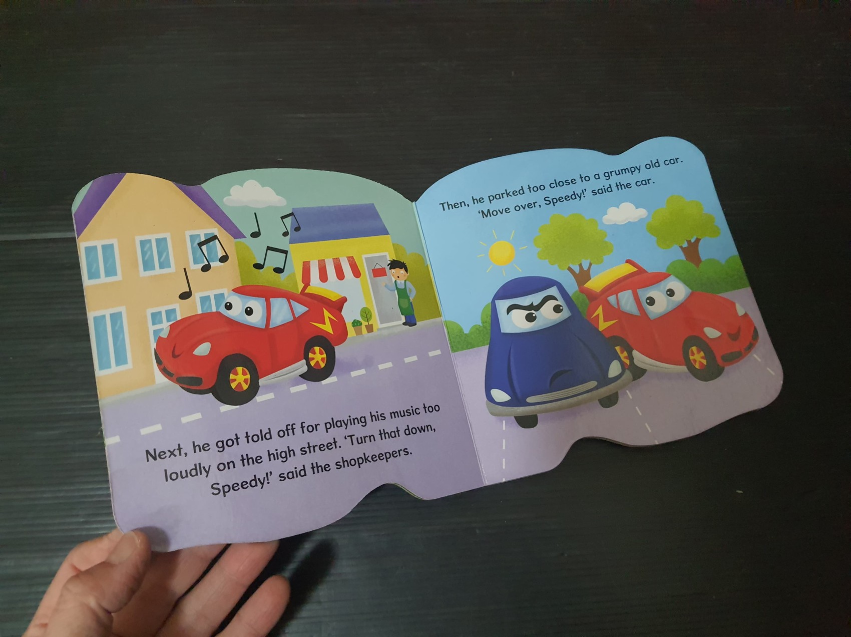 BOARD BOOK ** 🍅🍓SPEEDY THE SPORTS CAR