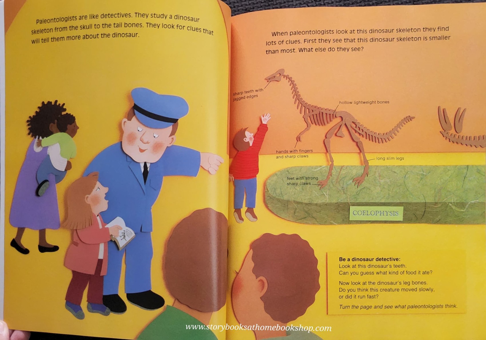 หนังสือนิทานปกอ่อน** 🍓🍓DINOSAUR BONES!