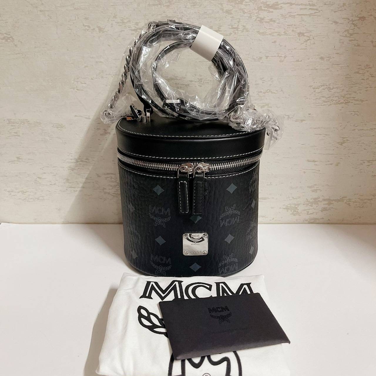 New Mcm Cylinder สีดำ หายาก