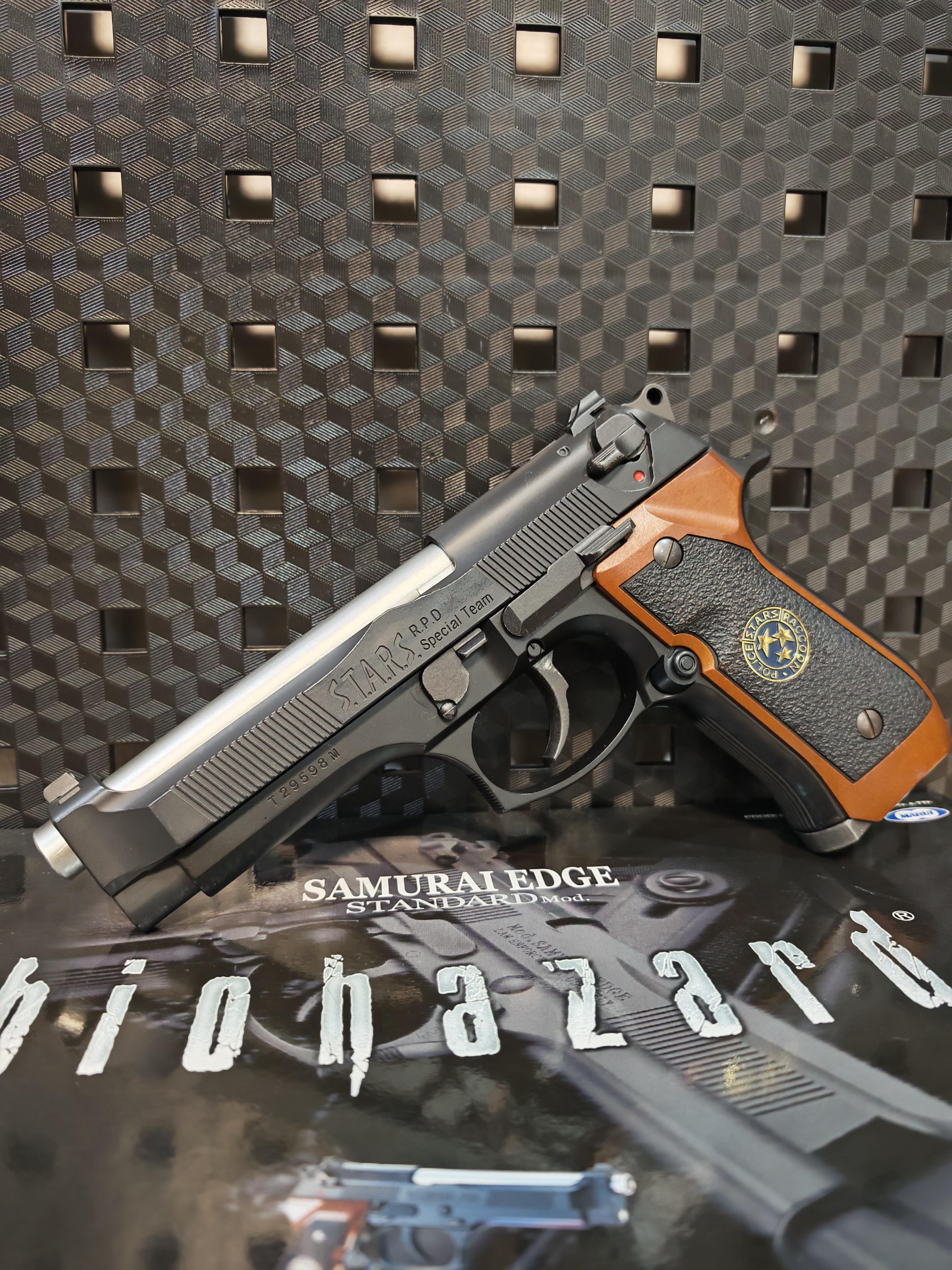 Tokyo Marui Beretta Biohazard Samurai Edge Std. Model GBB BB Gun บีบีกัน แบบแก๊ส ปืนอัดลม มือสอง Airsoft Gun