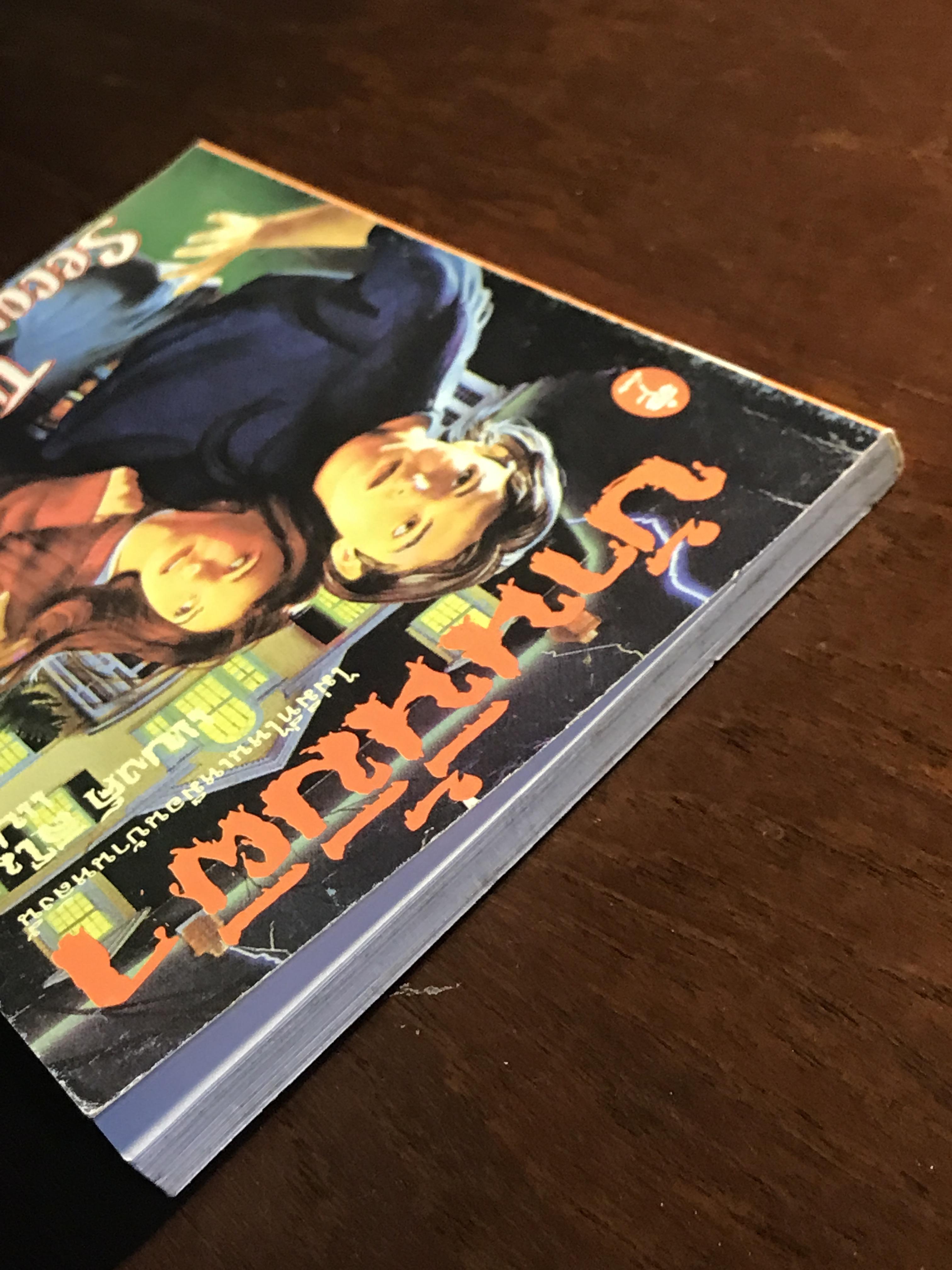 บ้านนี้มีผี 1 ผู้แปล: แบงค์ ลีโม สำนักพิมพ์: น้ำฝน ➡️ TFN1