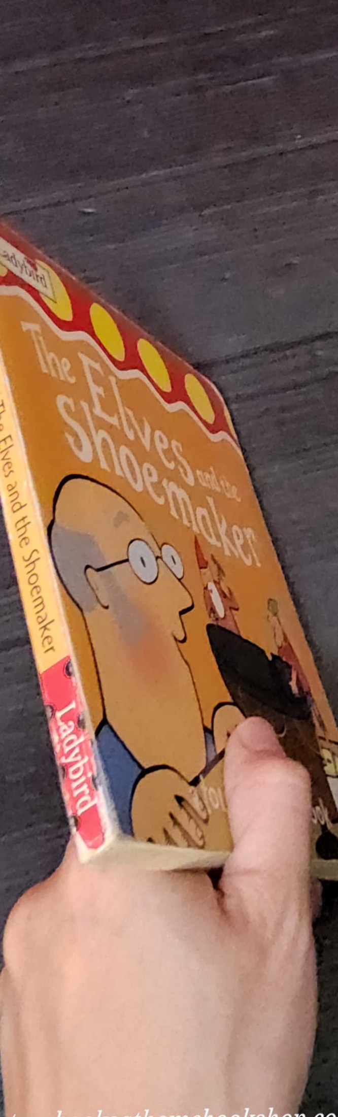 TOUCH AND FEEL BOARD BOOK ** 🍅🍓 THE ELVES AND THE SHOEMAKER