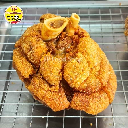 ขาหมูเยอรมัน 700 กรัม ซีพีคุโรบูตะ ขายส่ง