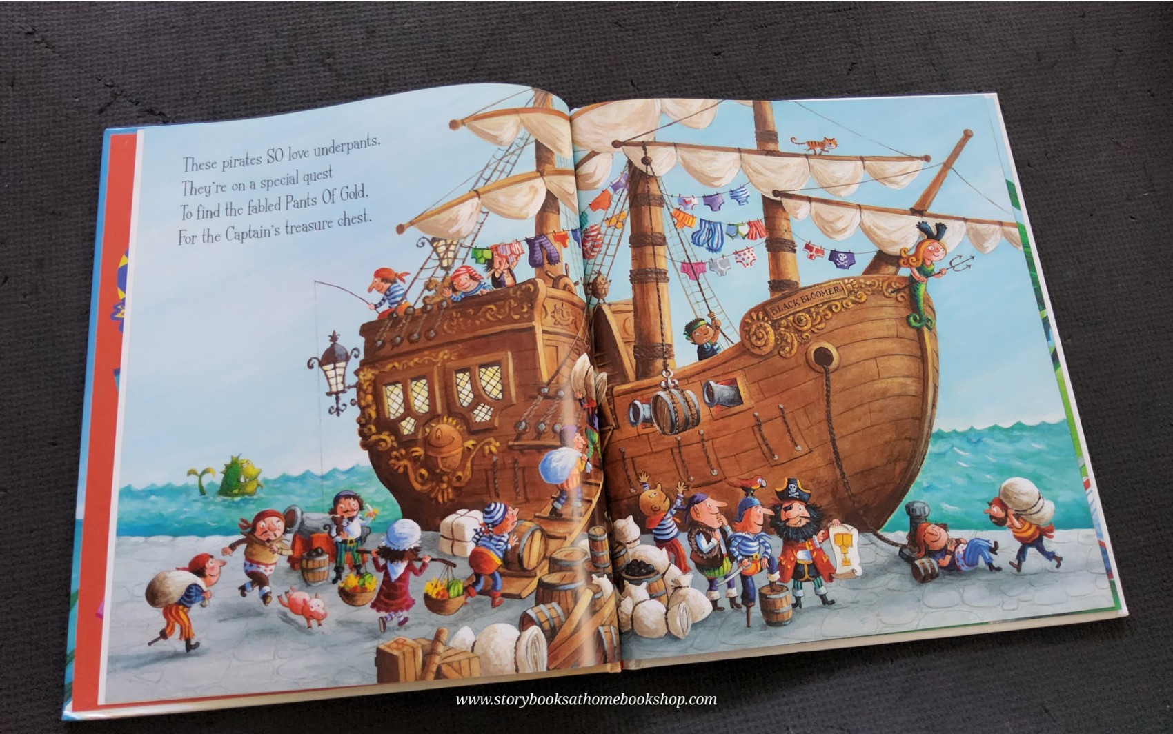 หนังสือนิทานปกแข็ง** 🍓🍓PIRATES LOVE UNDERPANTS