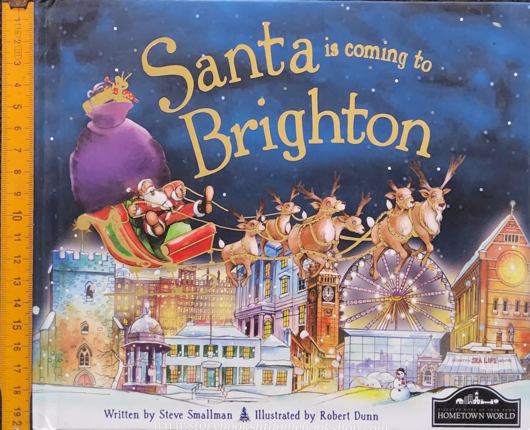 หนังสือนิทานปกแข็ง** 🍅🍅SANTA IS COMING TO BRIGHTON