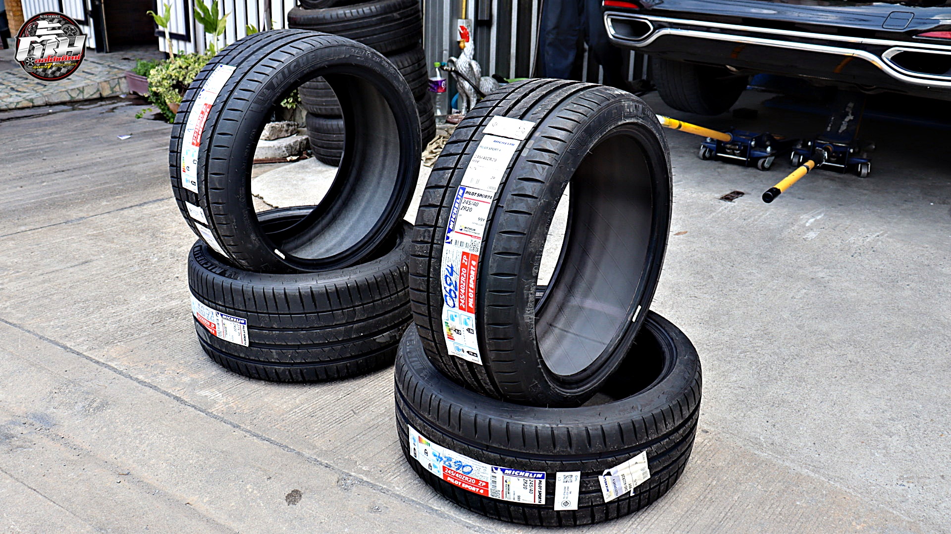 BMW Series7 740Le เปลี่ยนยาง MICHELIN Pilot Sport 4 ZP F 245/40R20 99Y R 275/35R20 102Y