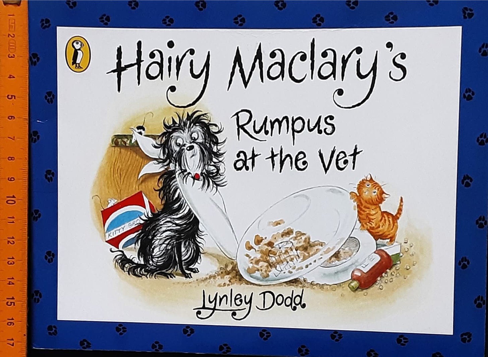 หนังสือนิทานปกอ่อน 🍅🍓Hairy Maclary's Rumpus at the VET by Lynley Dodd