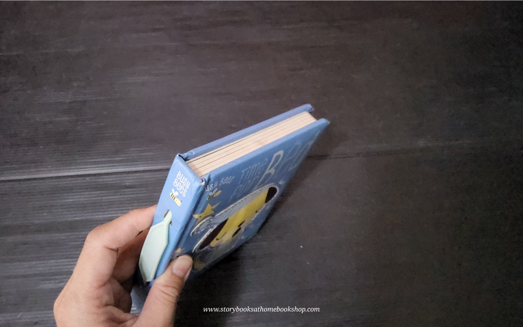 TOUCH AND FEEL BOARD BOOK ** 🍅🍅BUSY BEES:TIME FOR BED