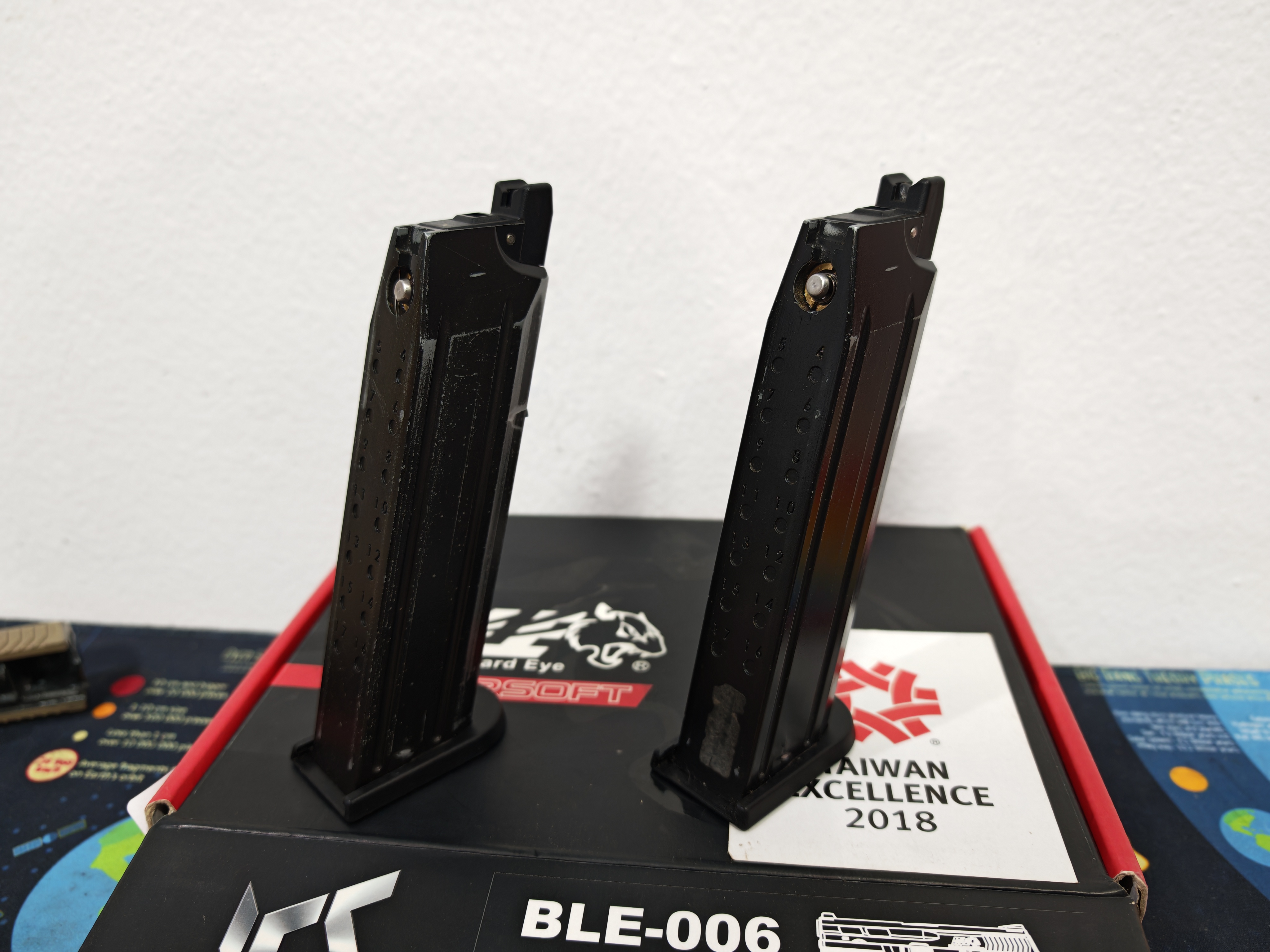 ICS BLE 006 SD4 XAE Gas TWO-TONE Revo Valve System สีทูโทน 2 แม็กกาซีน GBB ไต้หวัน BB Gun บีบีกัน แบบแก๊ส ปืนอัดลม มือสอง Airsoft Gun