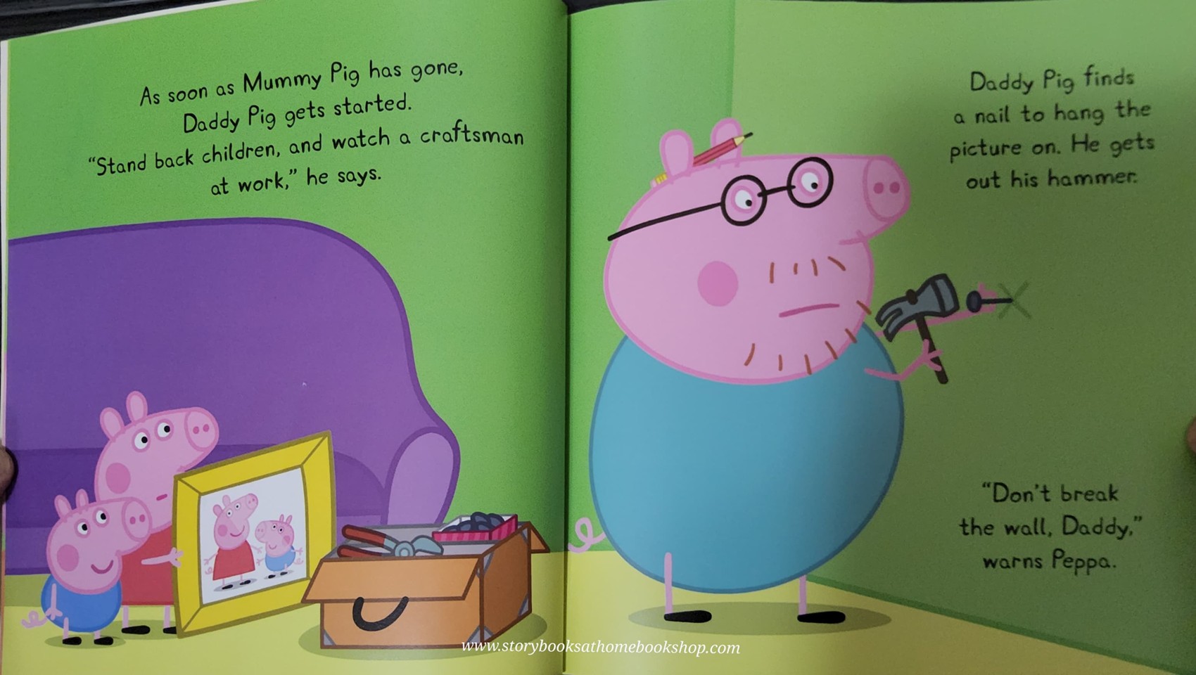 หนังสือนิทานปกอ่อน ** 🍅🍓 Peppa Pig:Daddy Pig Puts Up a Picture