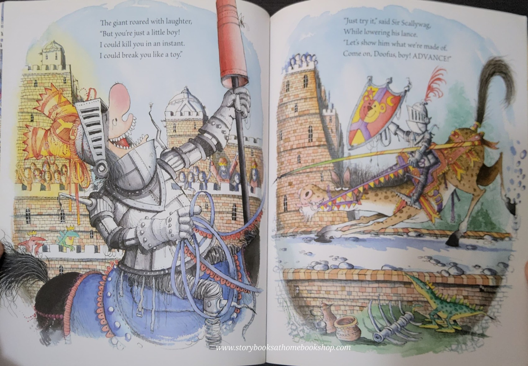 หนังสือนิทานปกอ่อน ** 🍅🍓 SIR SCALLYWAG AND THE GOLDEN UNDERPANTS BY GILES ANDREAE&KORKY PAUL