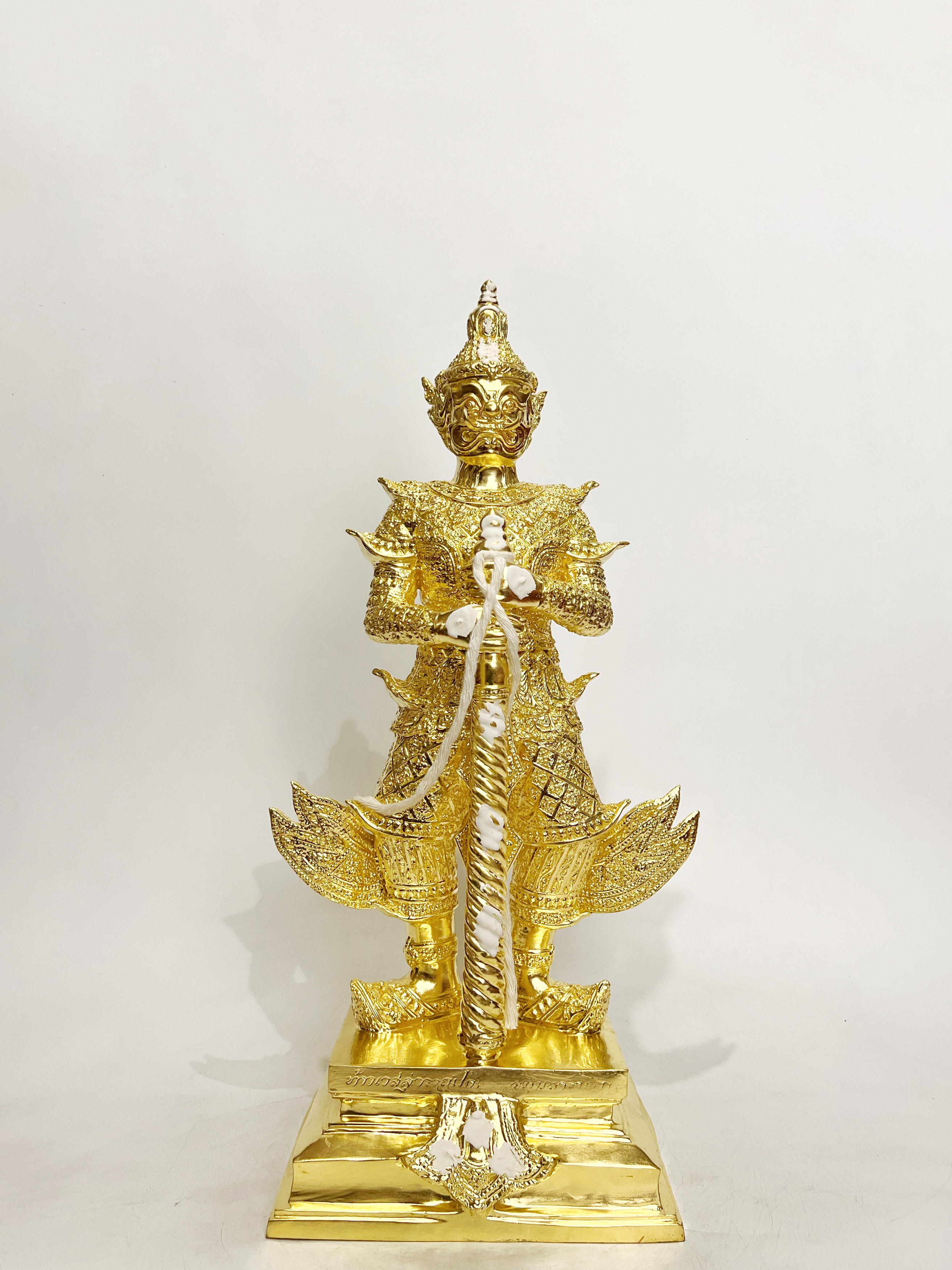 ท้าวเวสสุวรรณ ขนาดสูง 24 นิ้ว ลงรักปิดทองคำเปลวเต็มองค์