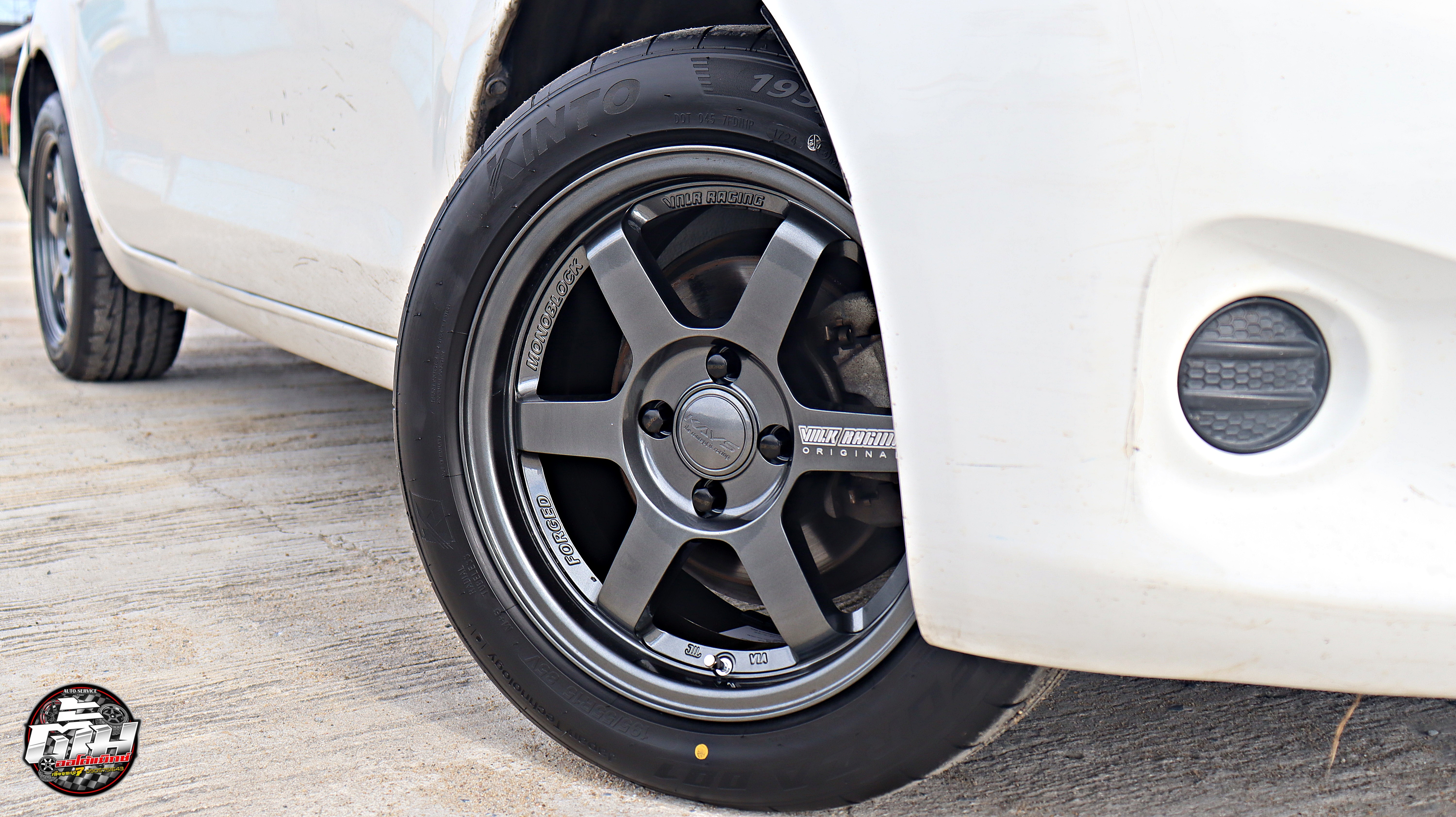 TOYOTA YARIS เปลี่ยนล้อยาง ล้อ TE37 H636 ขอบ15นิ้ว ยาง KINTO FORZA 001 195/55R15 85V