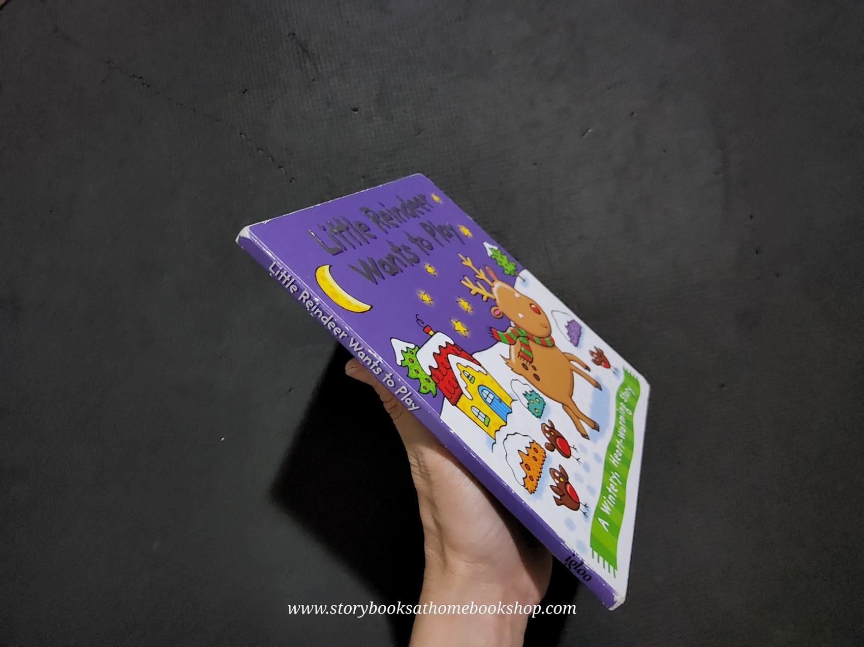 BOARD BOOK ** ð
LITTLE REINDEER WANTS TO PLAYð