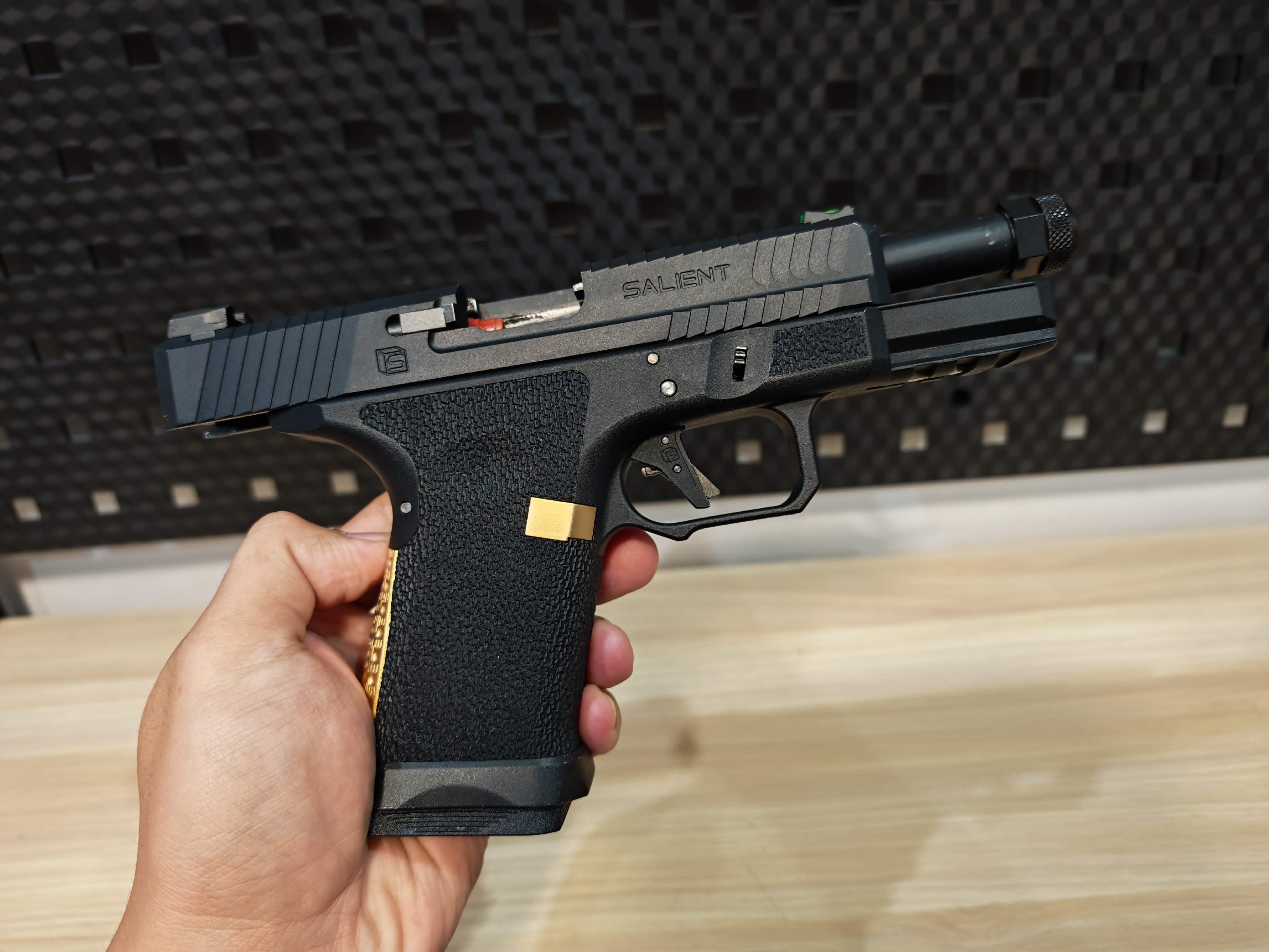 EMG SAI BLU Glock19 G19 COMPACT GBB BB Gun บีบีกัน แบบแก๊ส ปืนอัดลม มือสอง Airsoft Gun