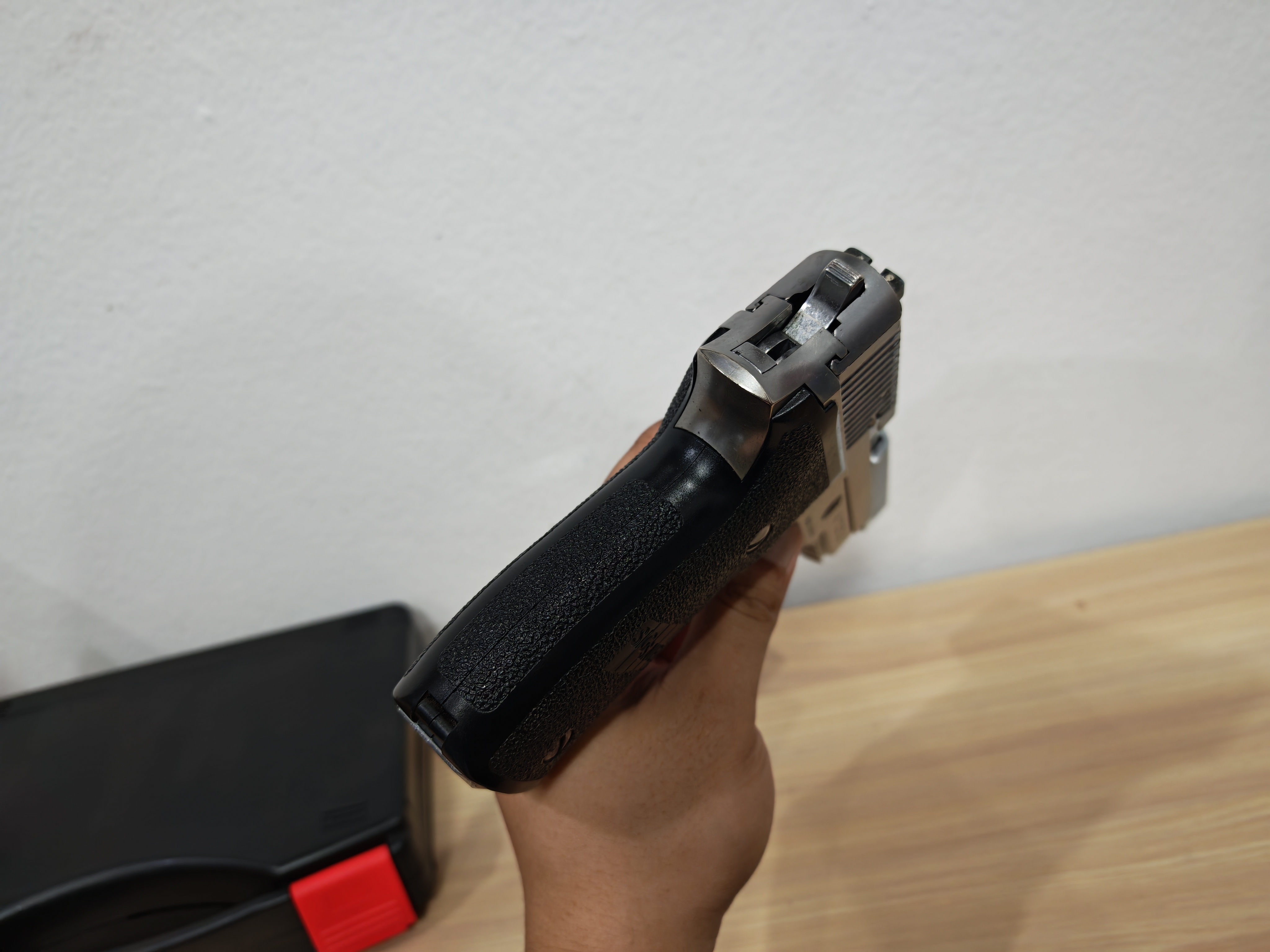 Tokyo Marui Sig Sauer P226 E2 Stainless Model GBB BB Gun บีบีกัน แบบแก๊ส ปืนอัดลม มือสอง Airsoft Gun