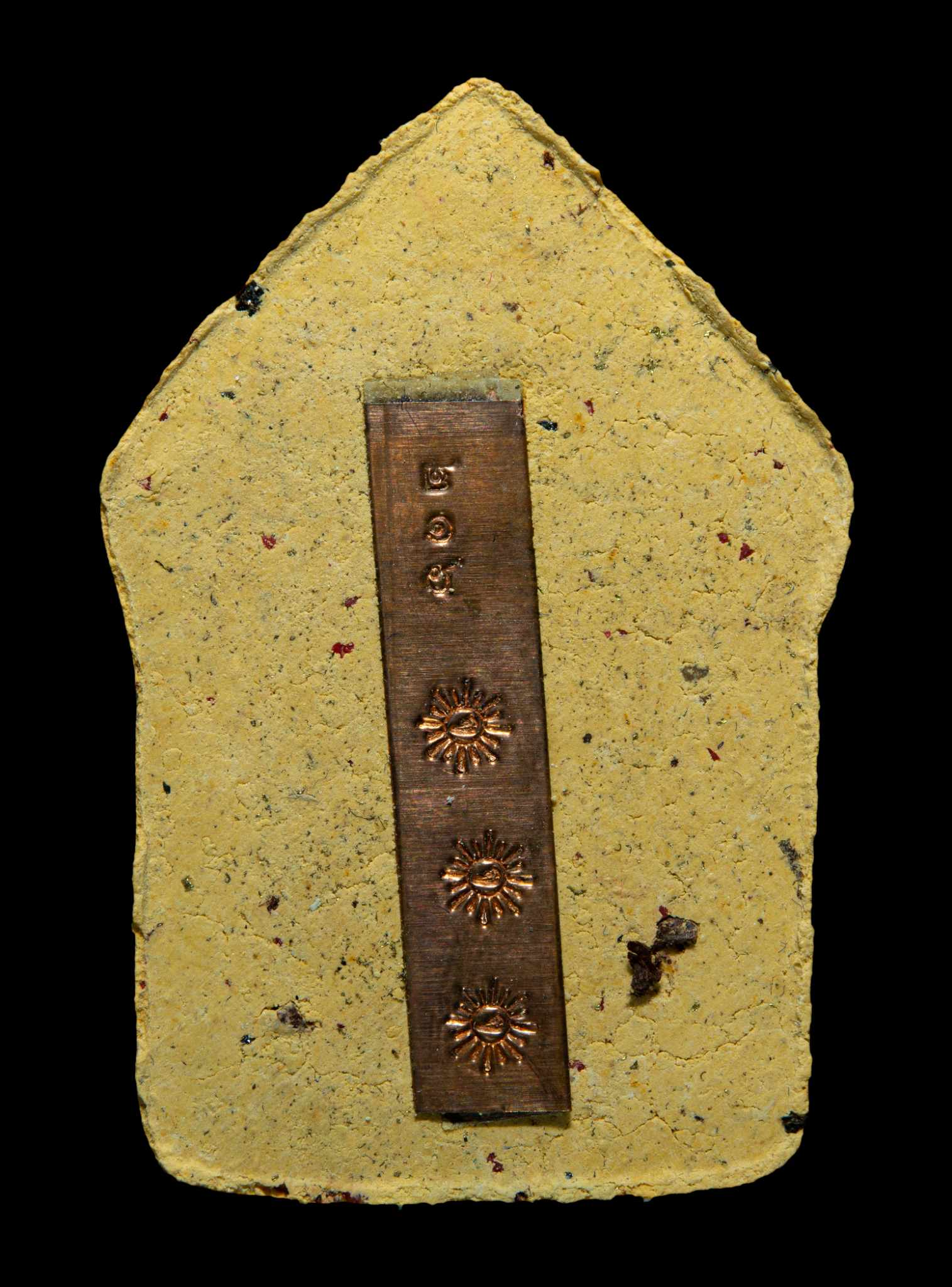 ขุนแผนผงอัฐิคนโบราณ 8 ศอก รุ่นแรก หลวงพ่อพรชัย สำนักสงฆ์วัดถ้ำน้ำย้อย จ.ศรีสะเกษ ปี 2564